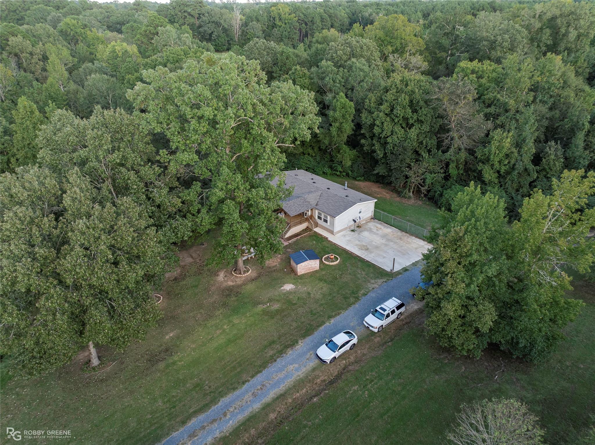main property photo 32