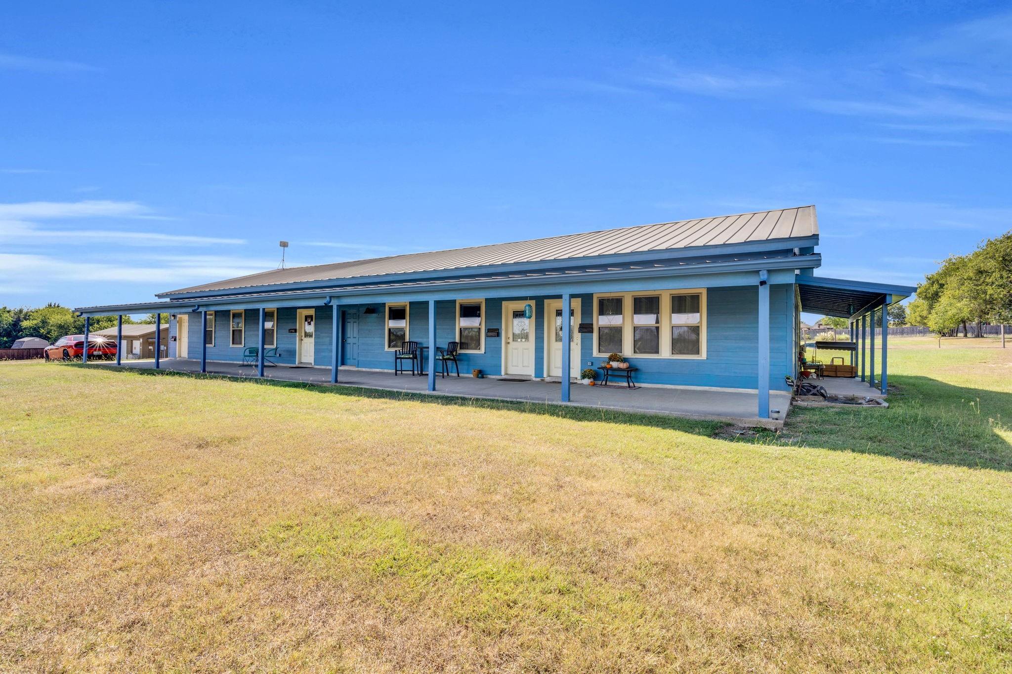 main property photo 10