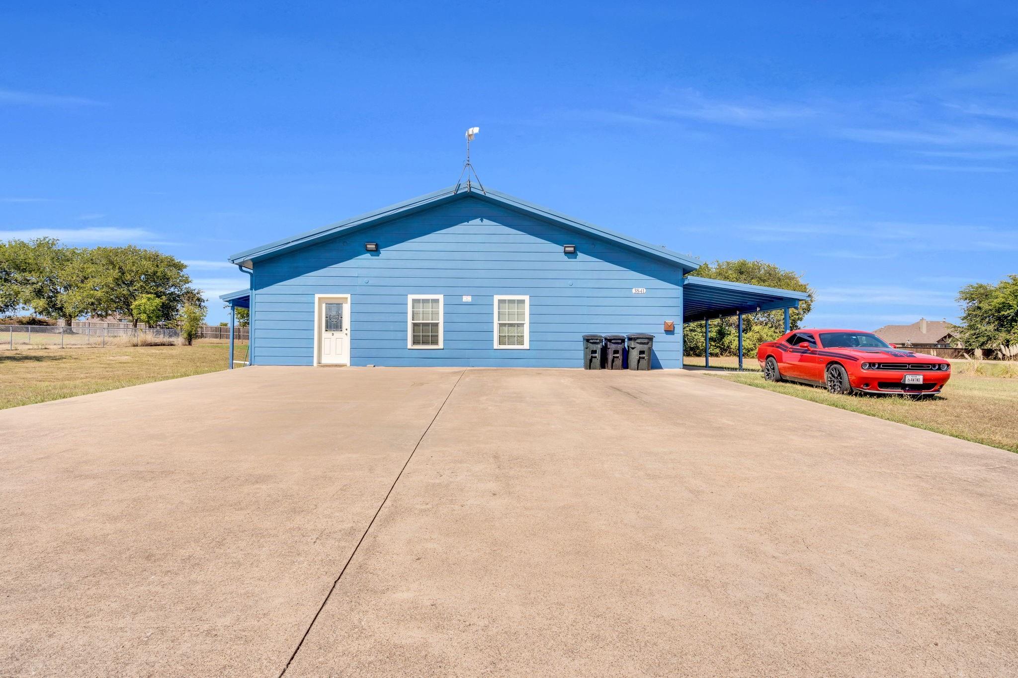 main property photo 18