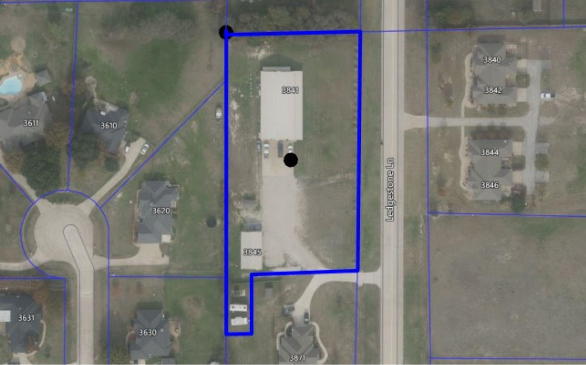 main property photo 24
