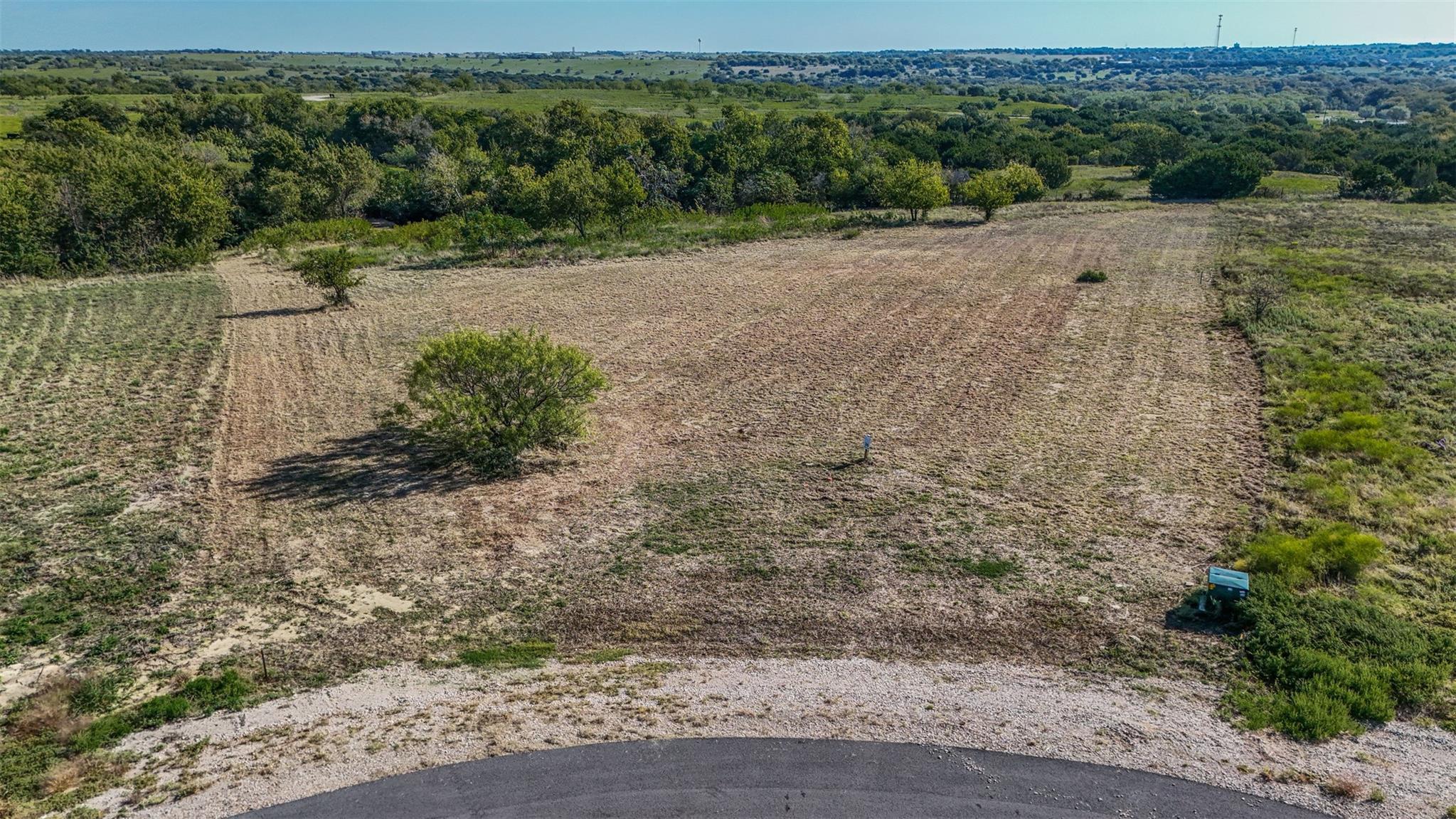main property photo 29