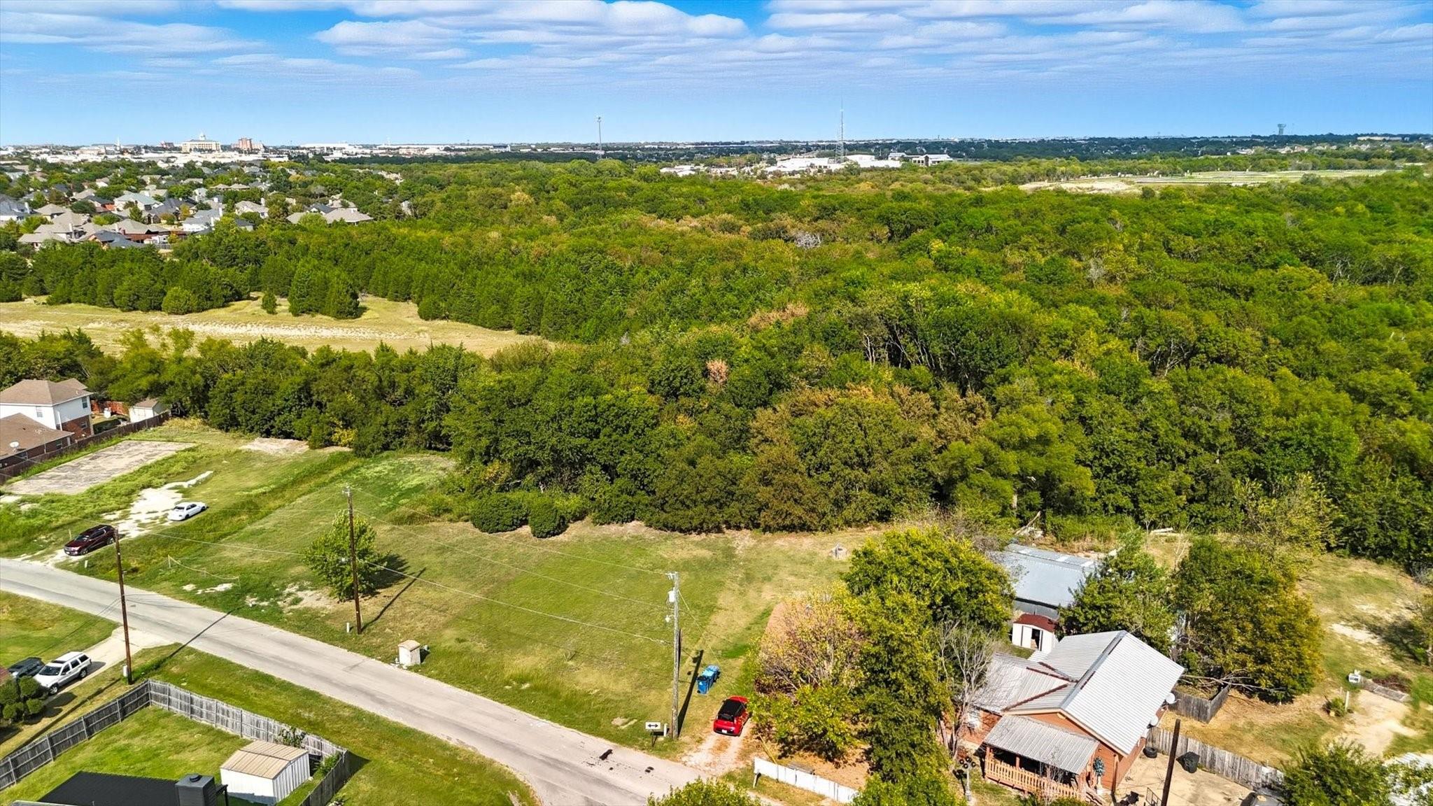 main property photo 4