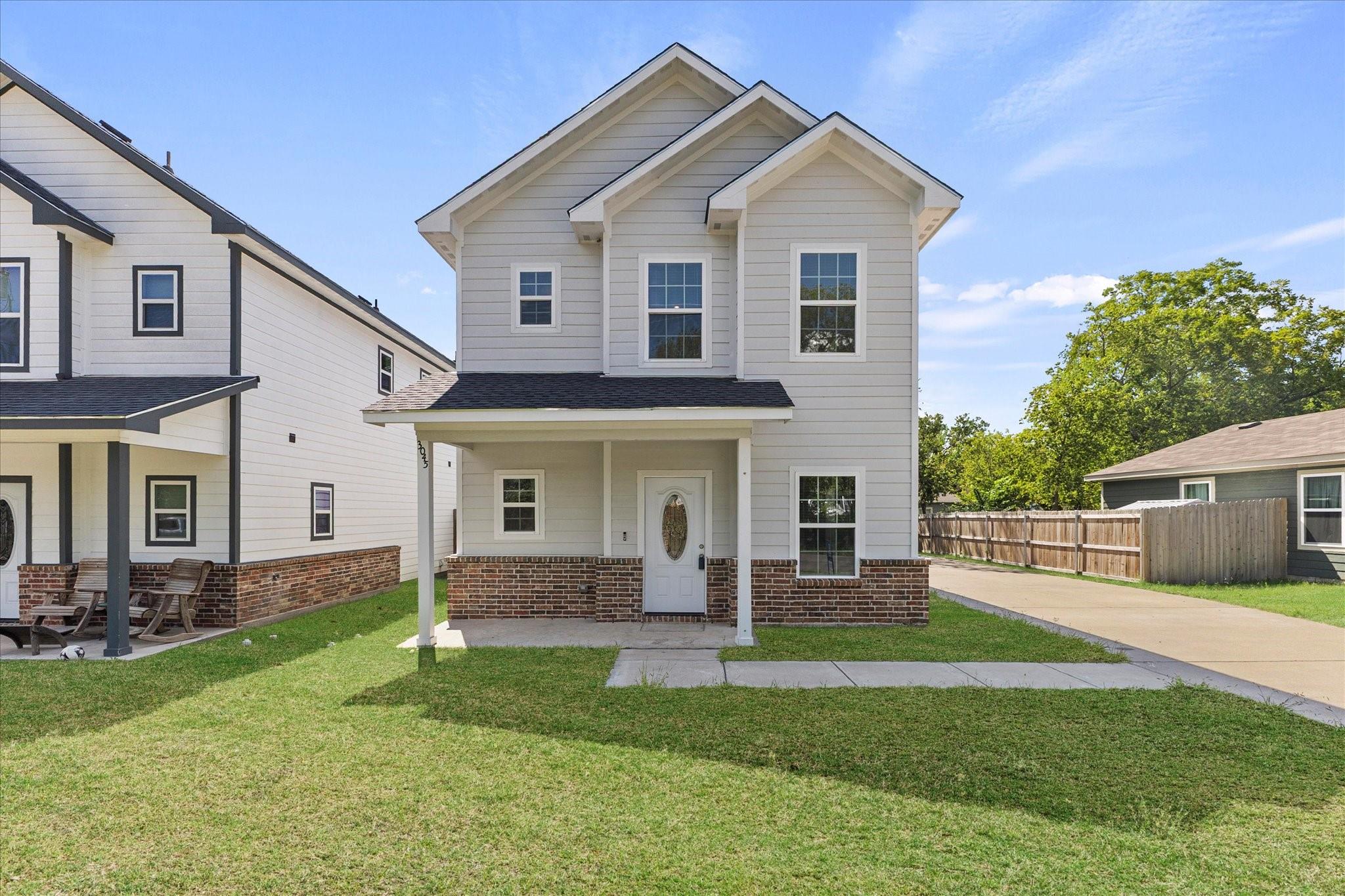 main property photo 2