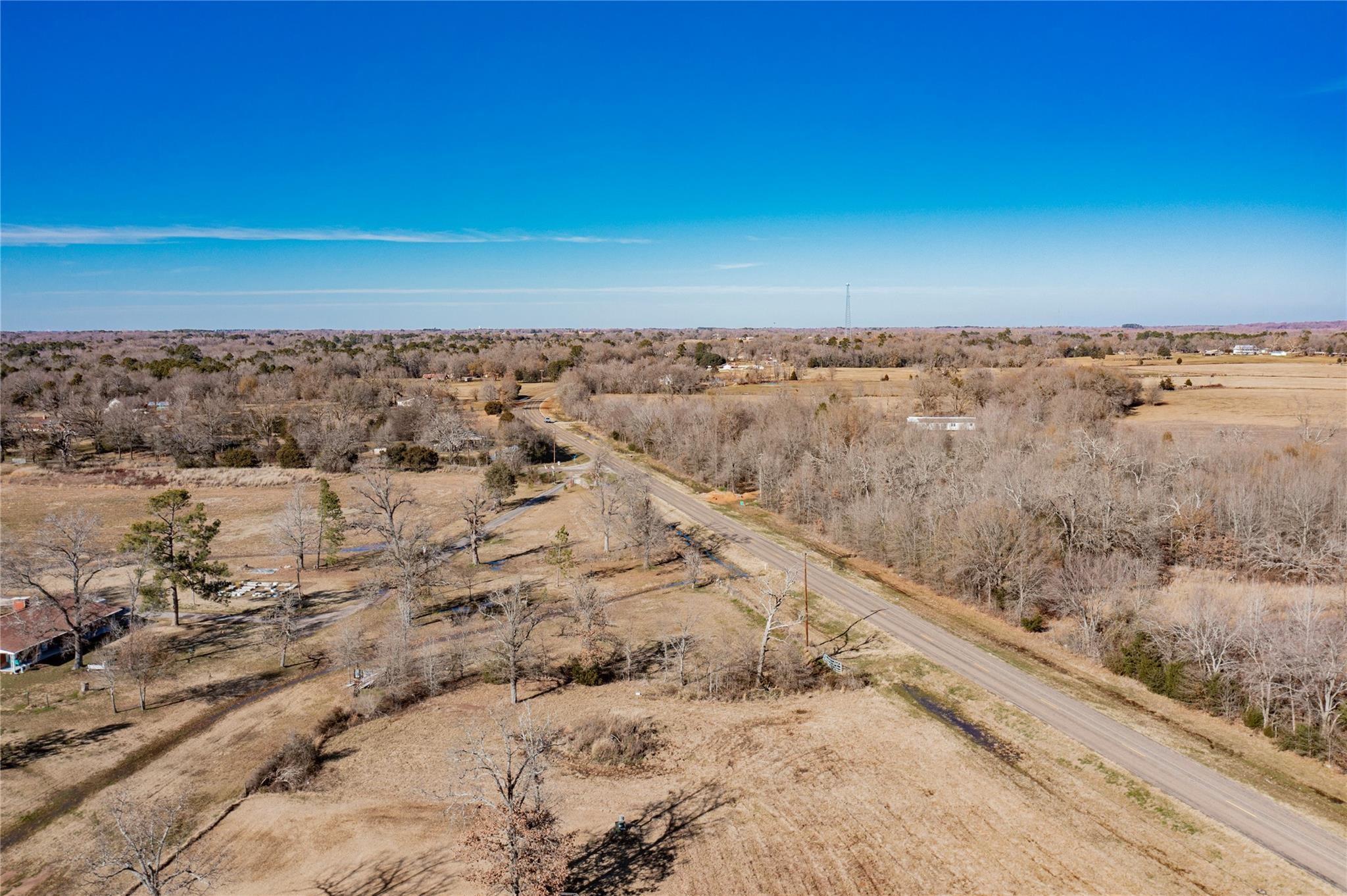 main property photo 9