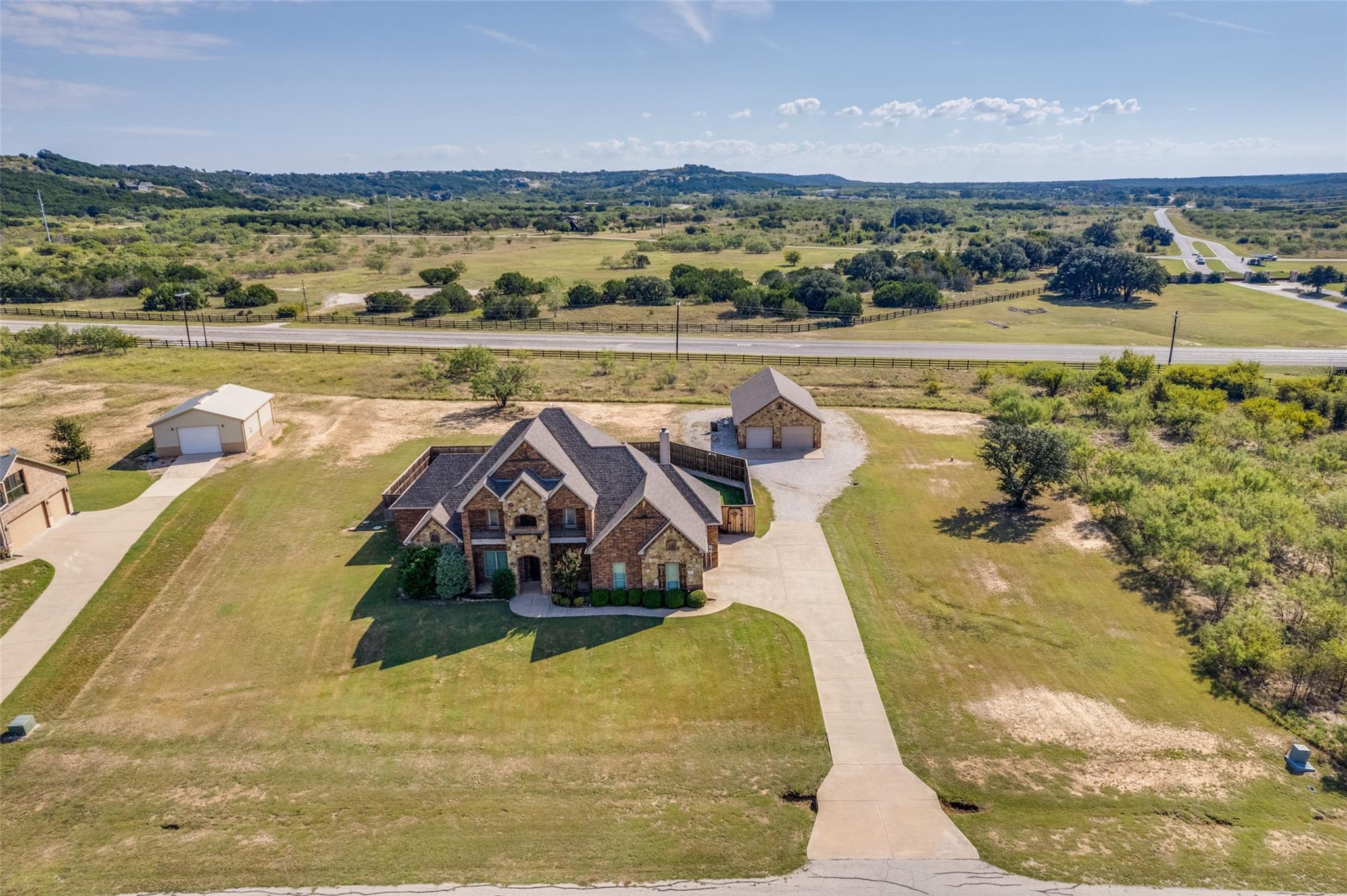 main property photo 5
