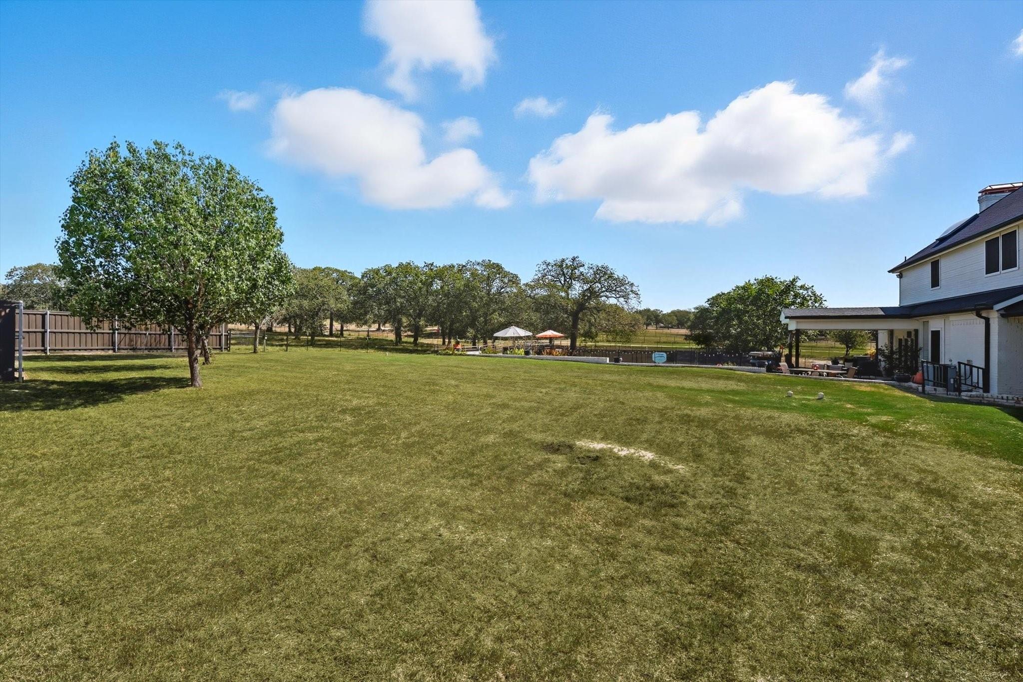 main property photo 34
