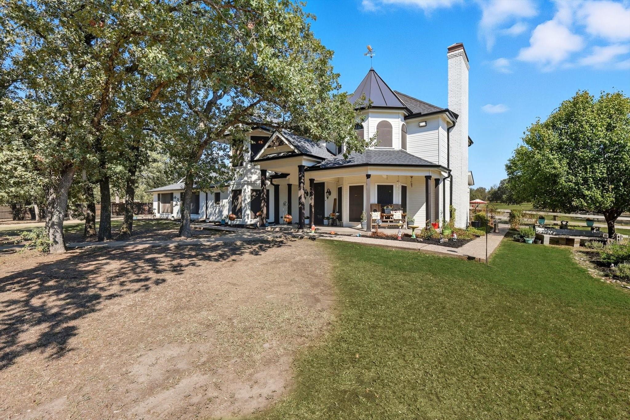 main property photo 6