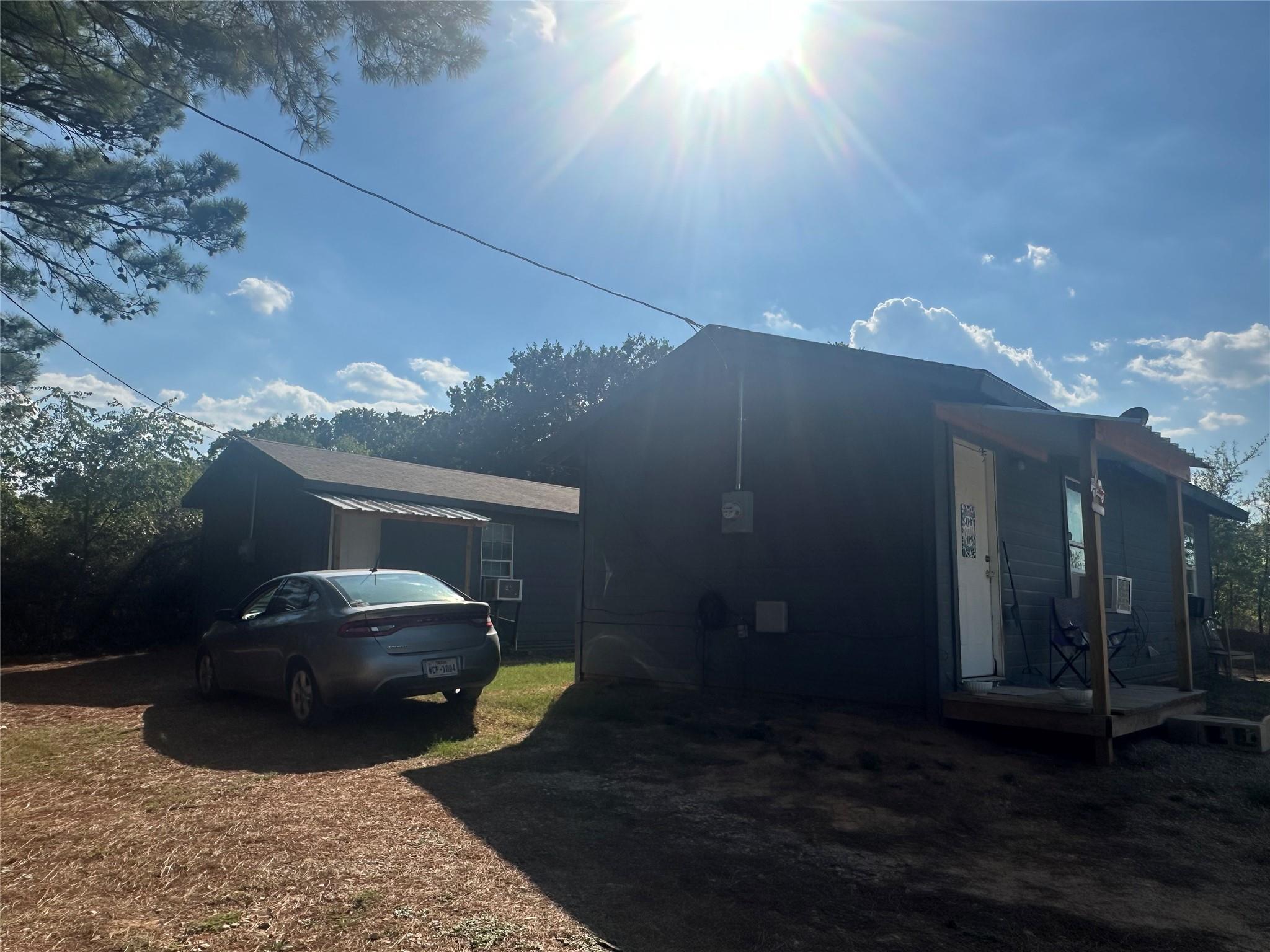 main property photo 18