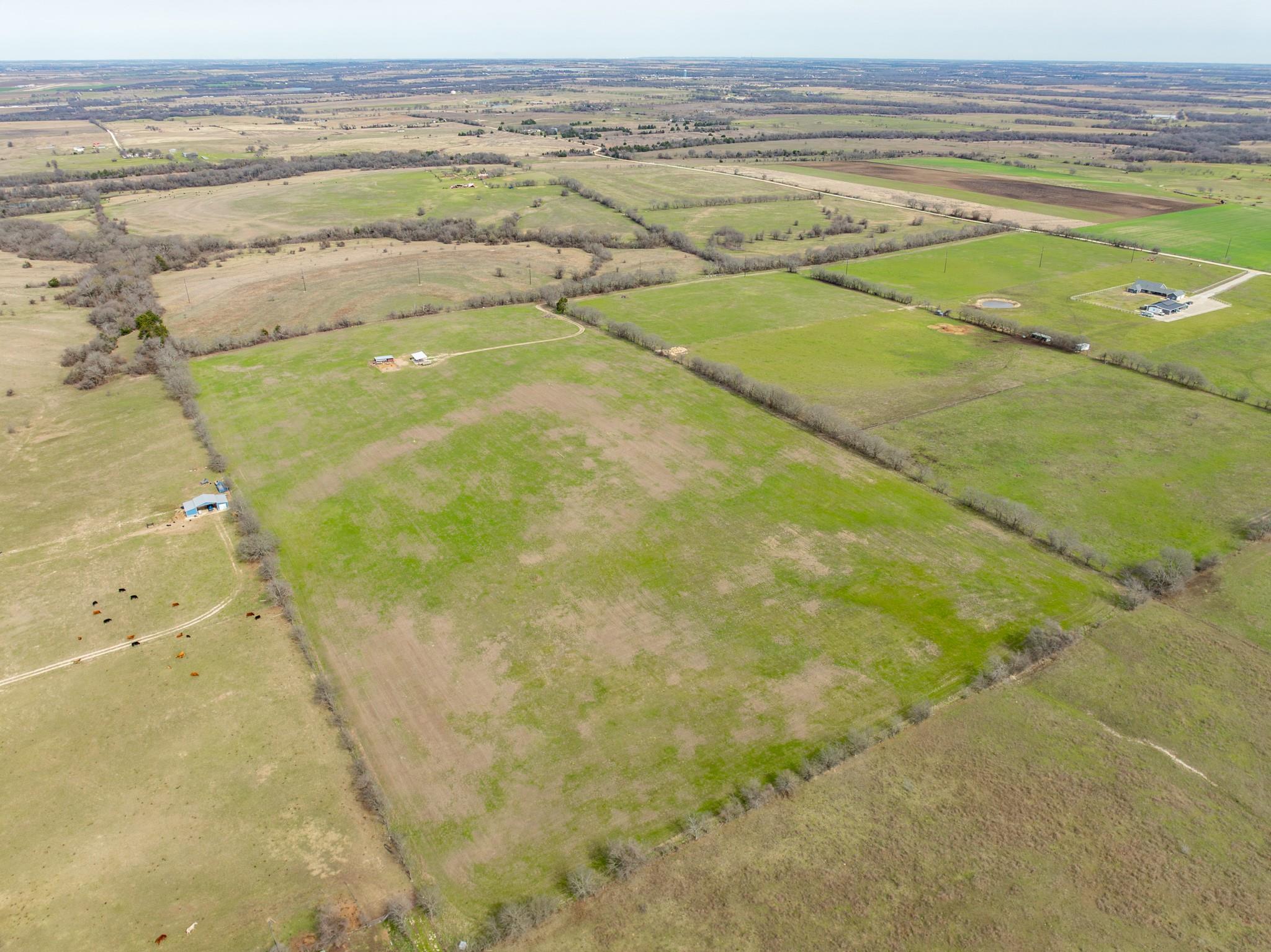 main property photo 15