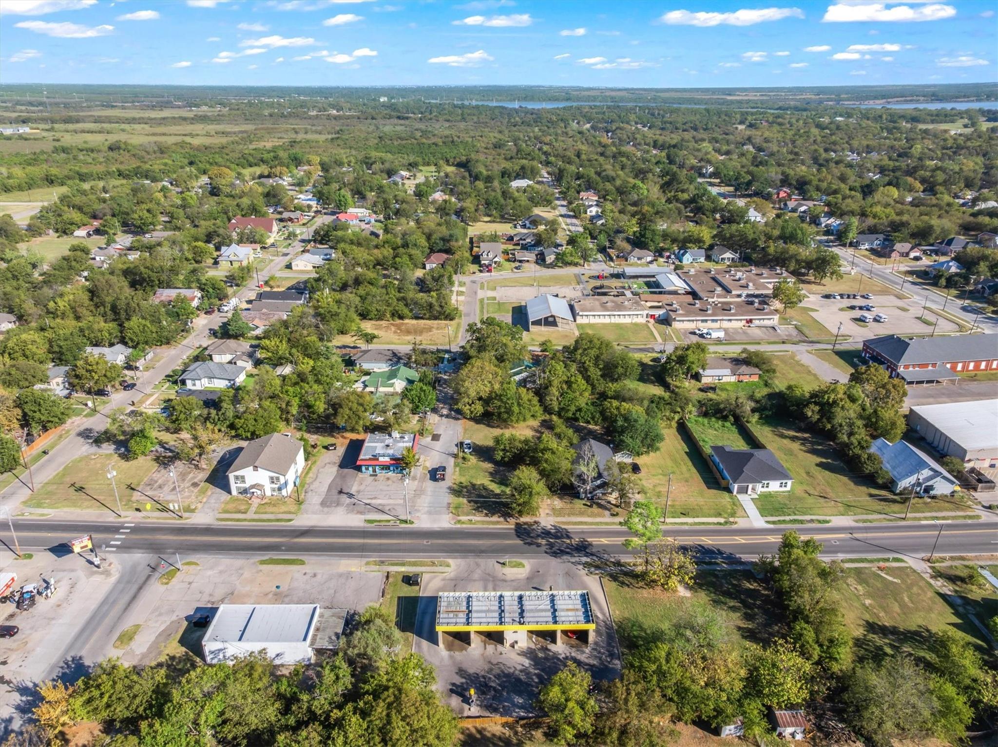main property photo 13