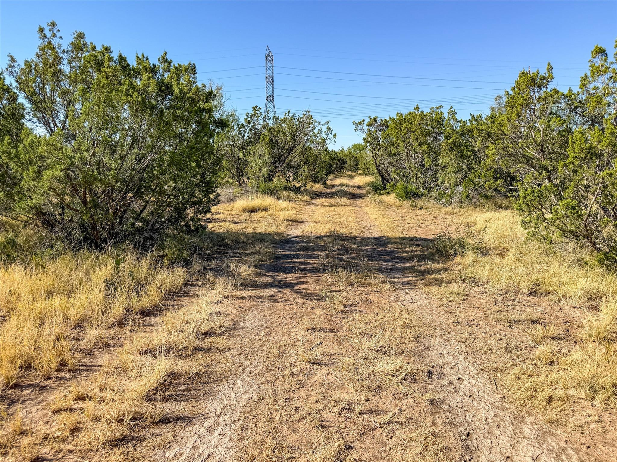 main property photo 27