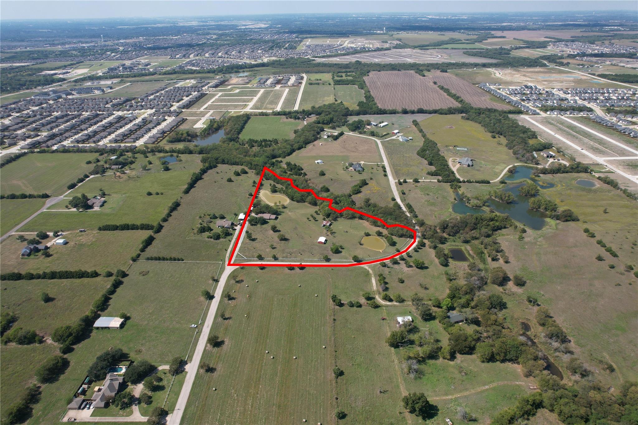 main property photo 4