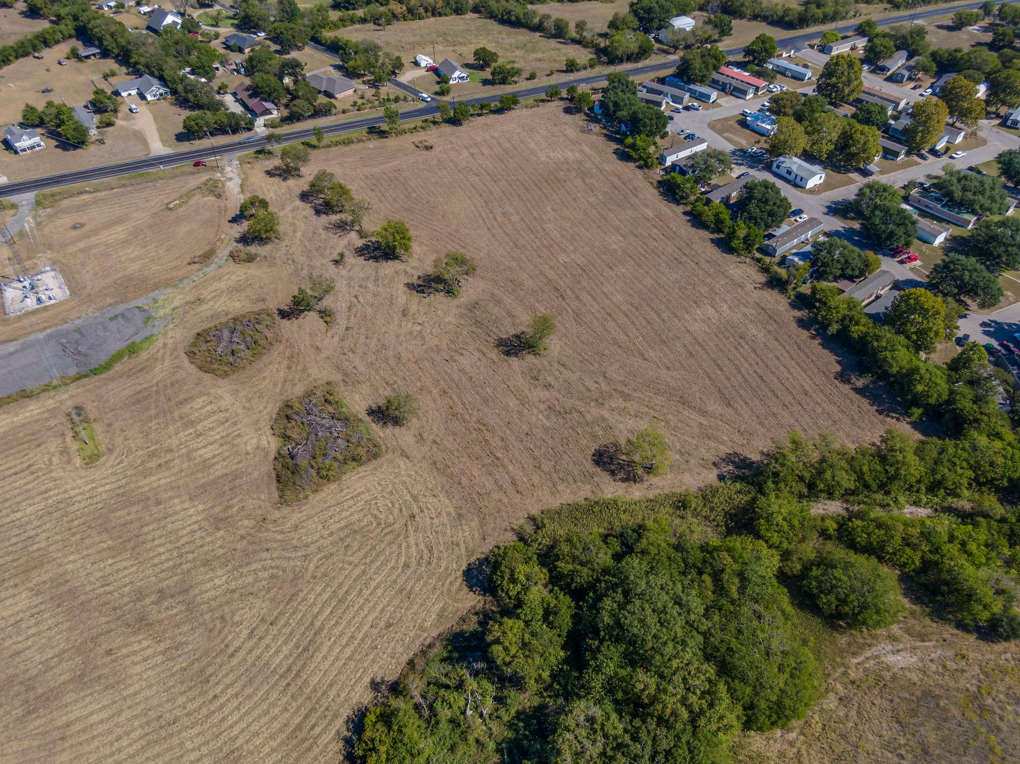 main property photo 8