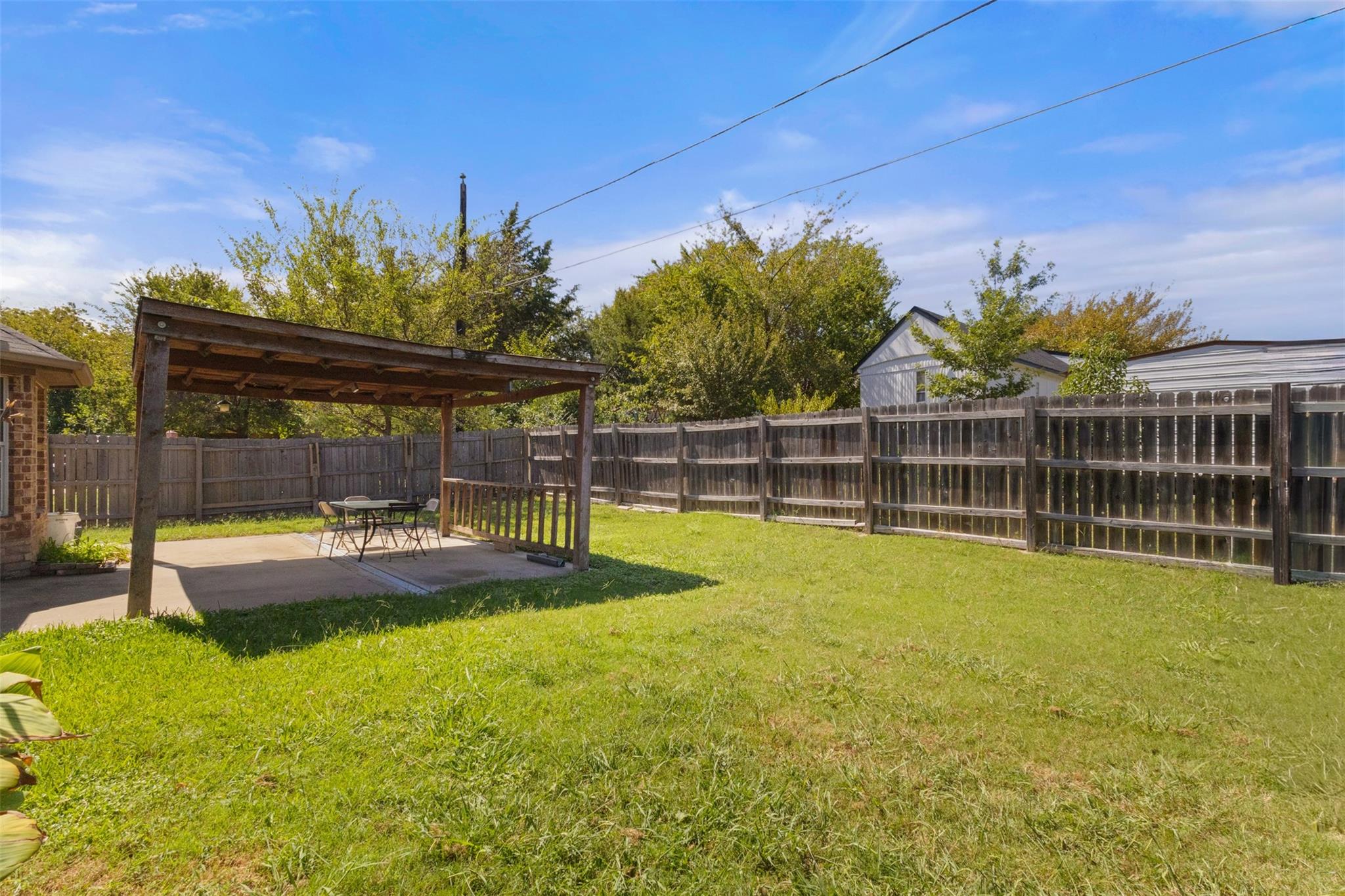 main property photo 24