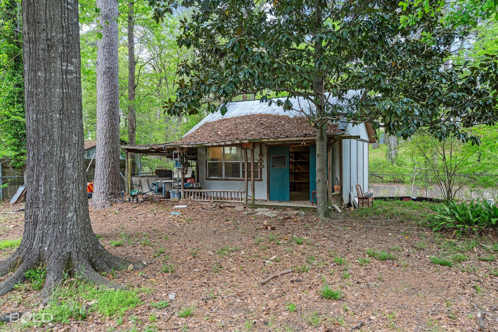 main property photo 31
