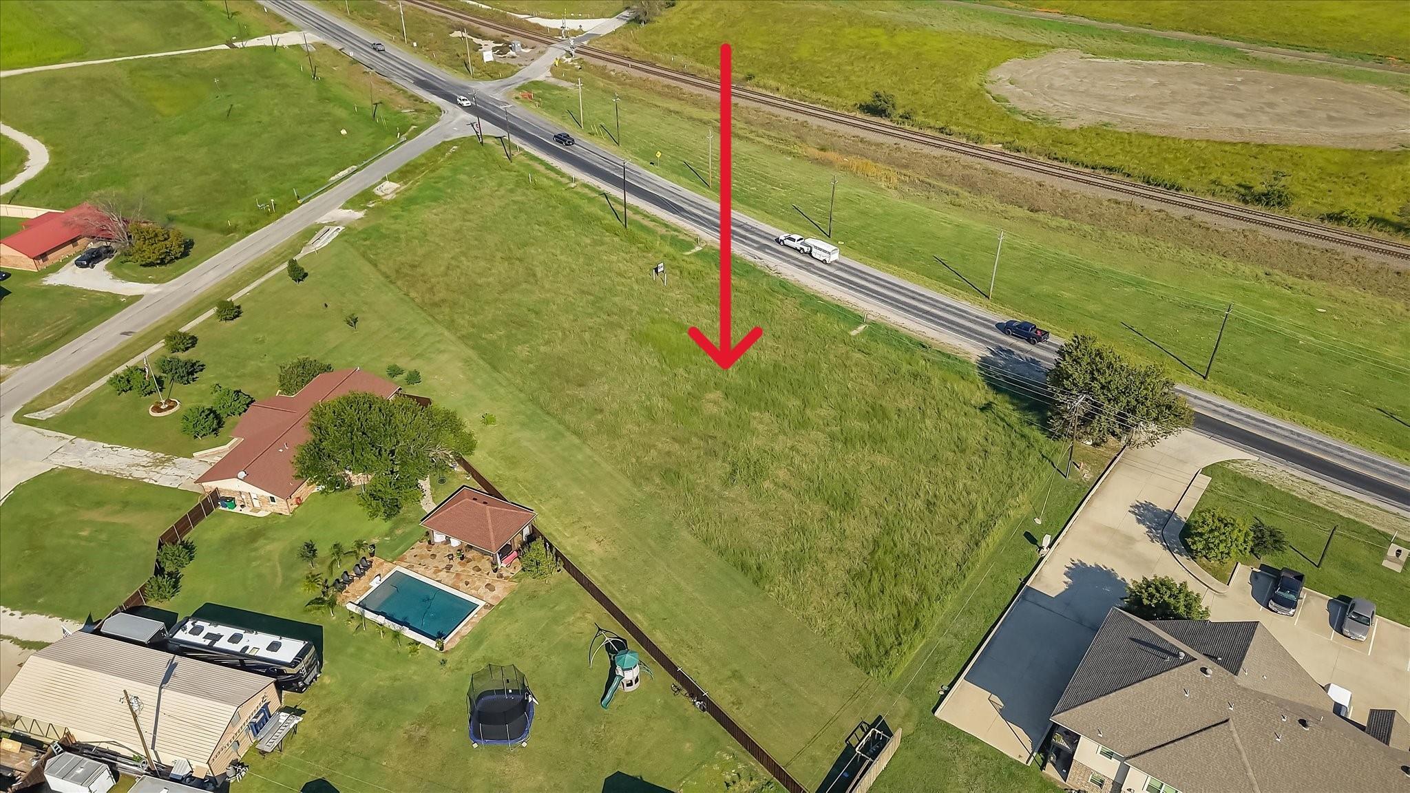 main property photo 7