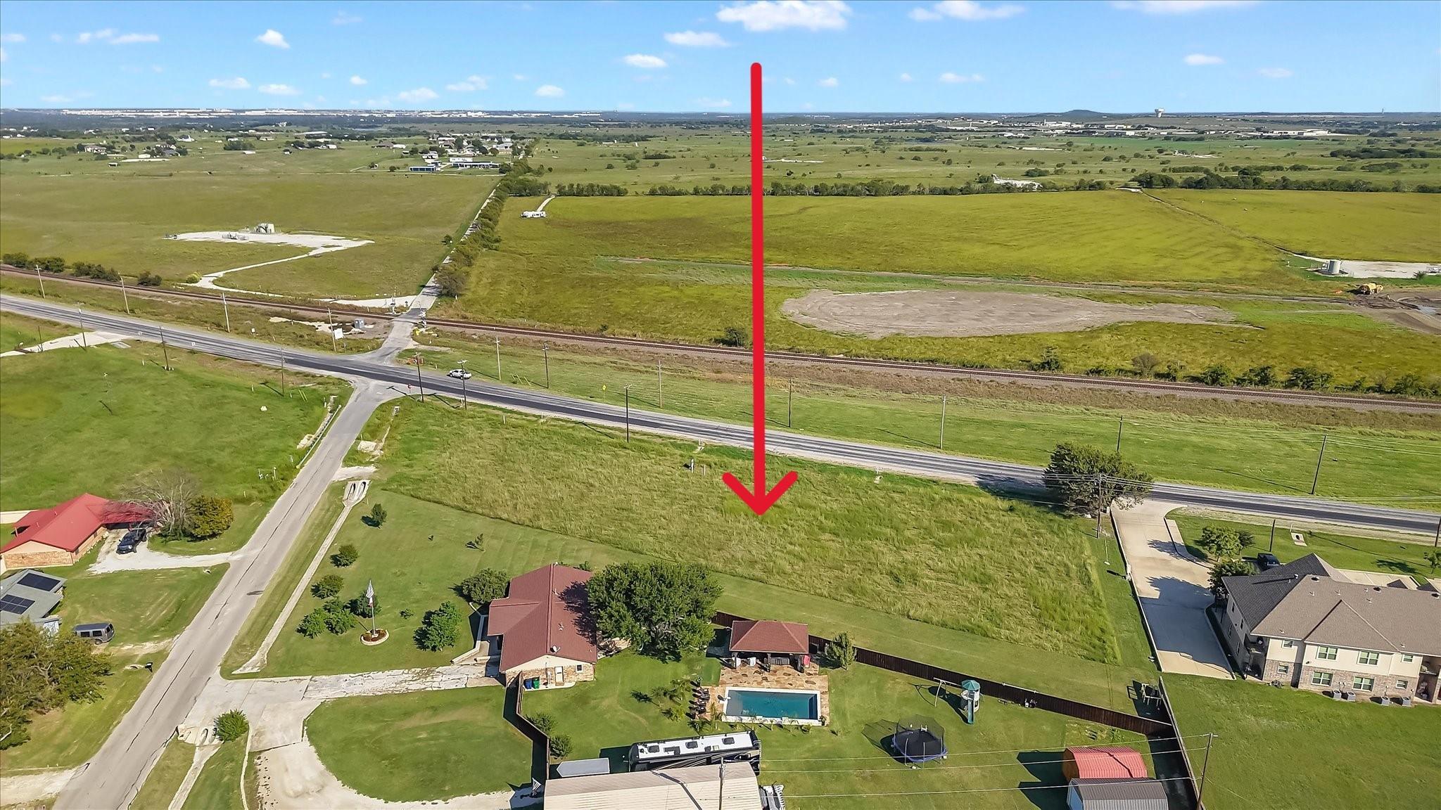 main property photo 8