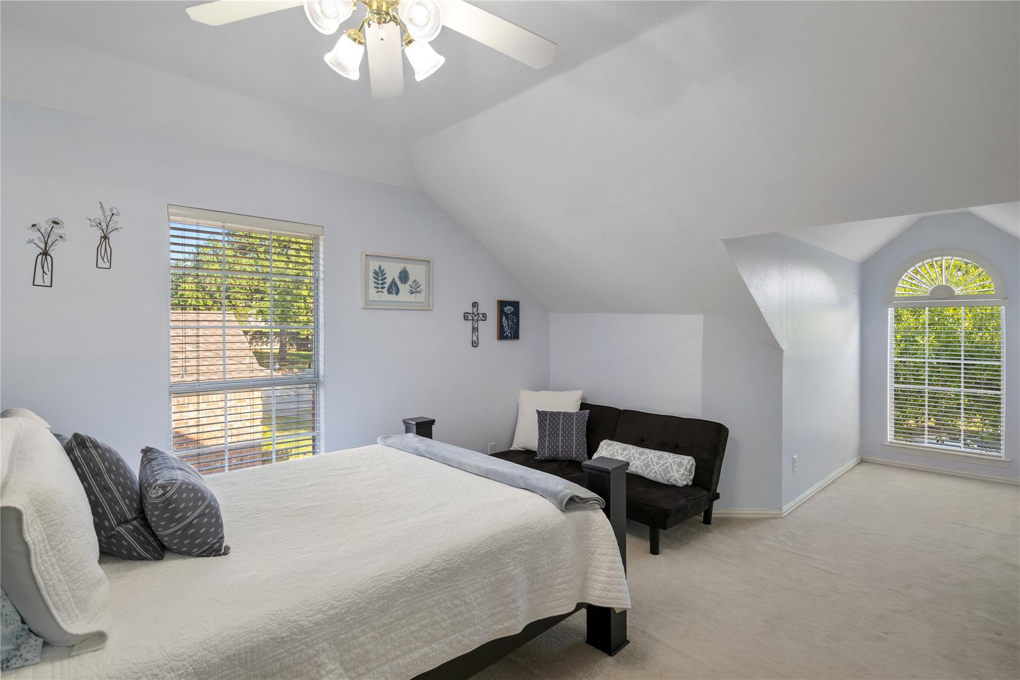 property viewer photo 8
