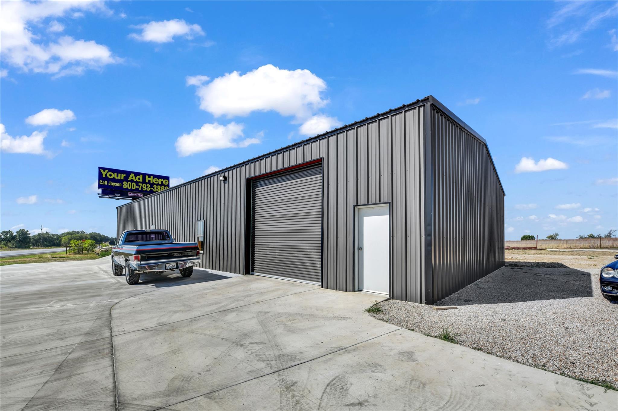 main property photo 6