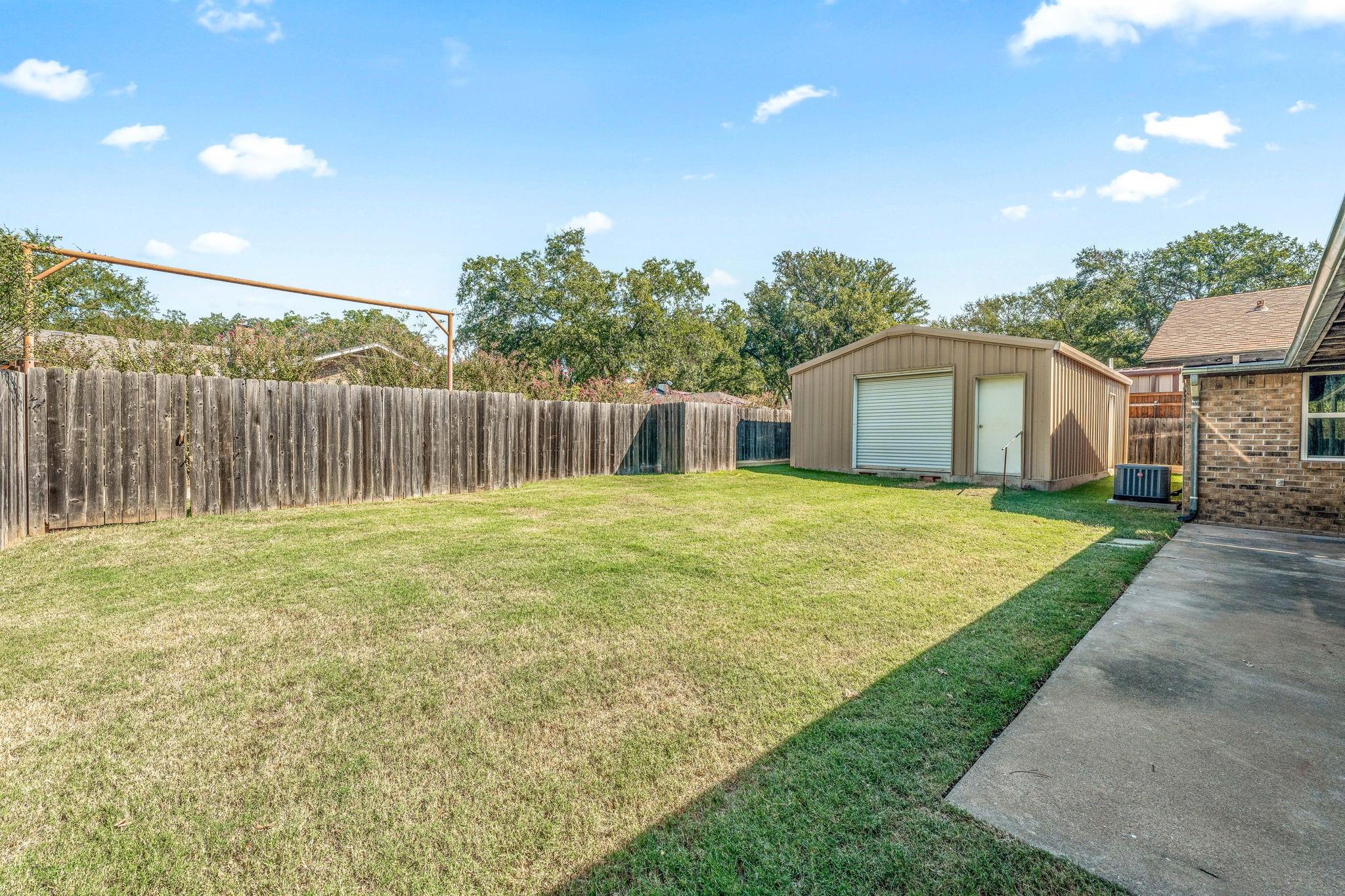main property photo 29