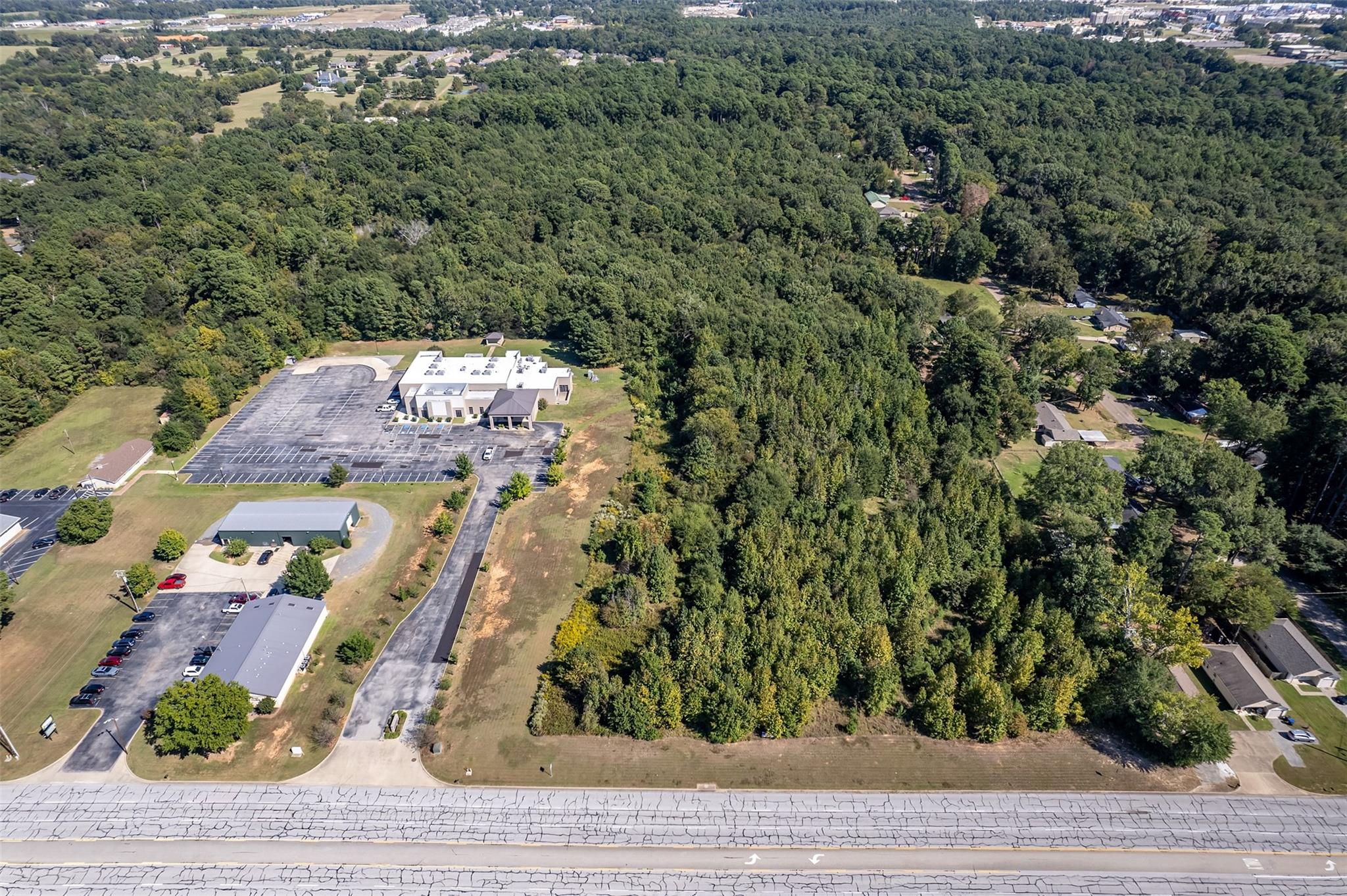 main property photo 35