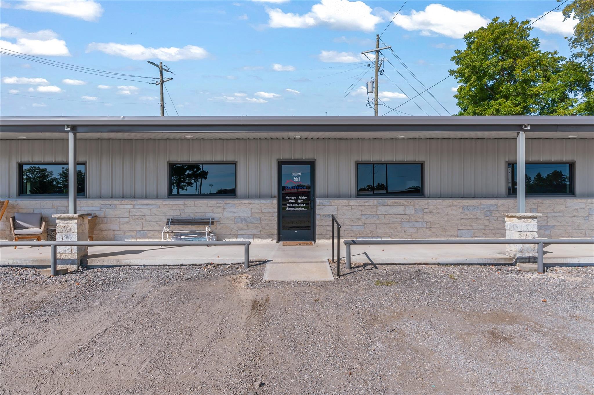 main property photo 18