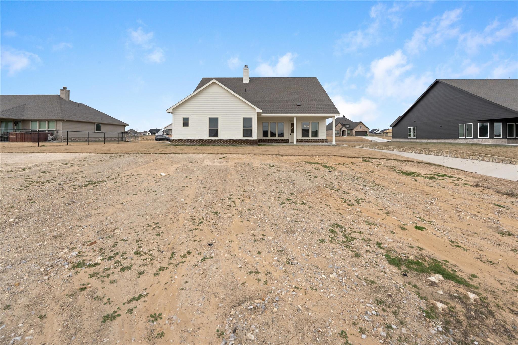 main property photo 27