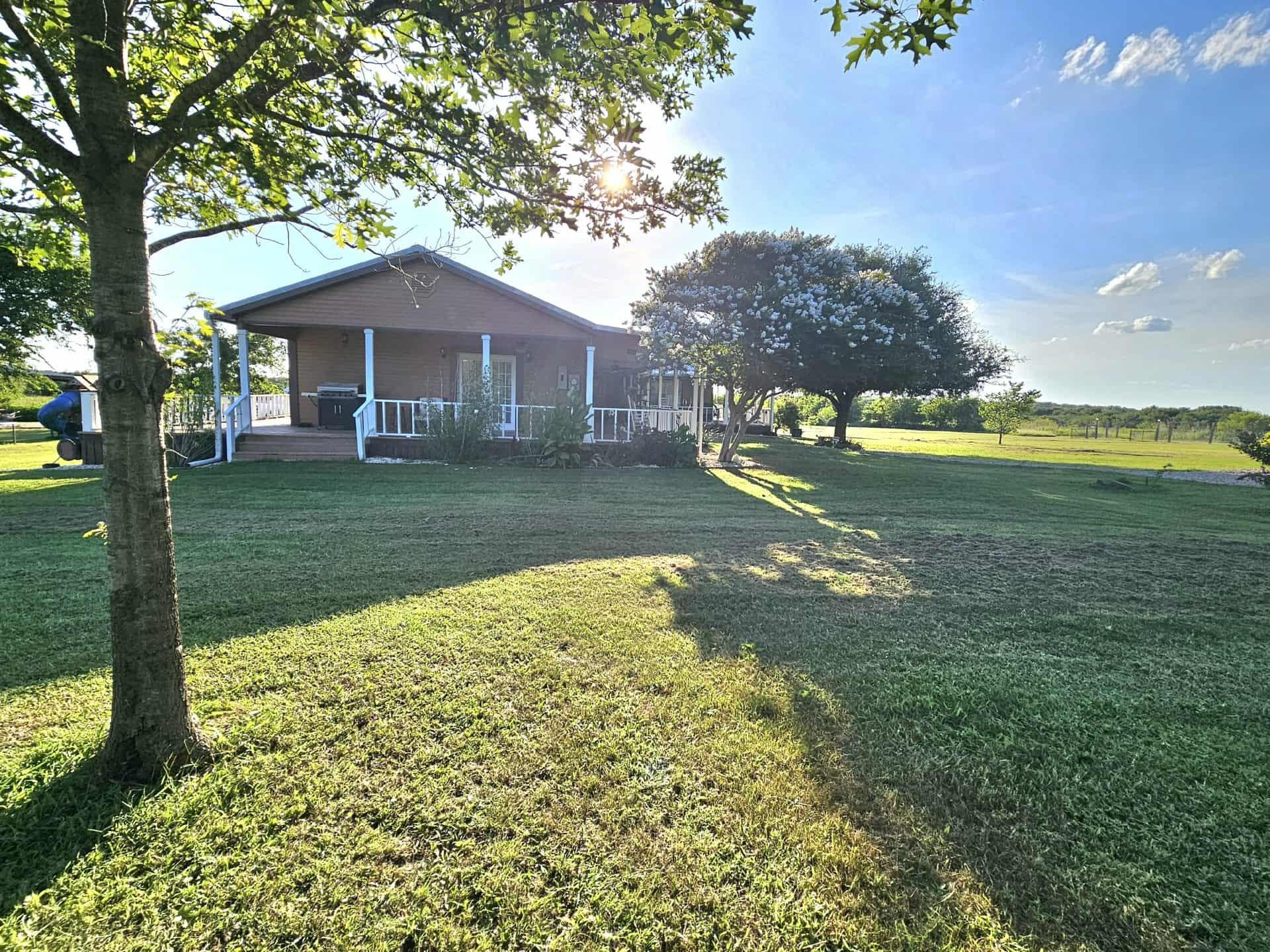 main property photo 3