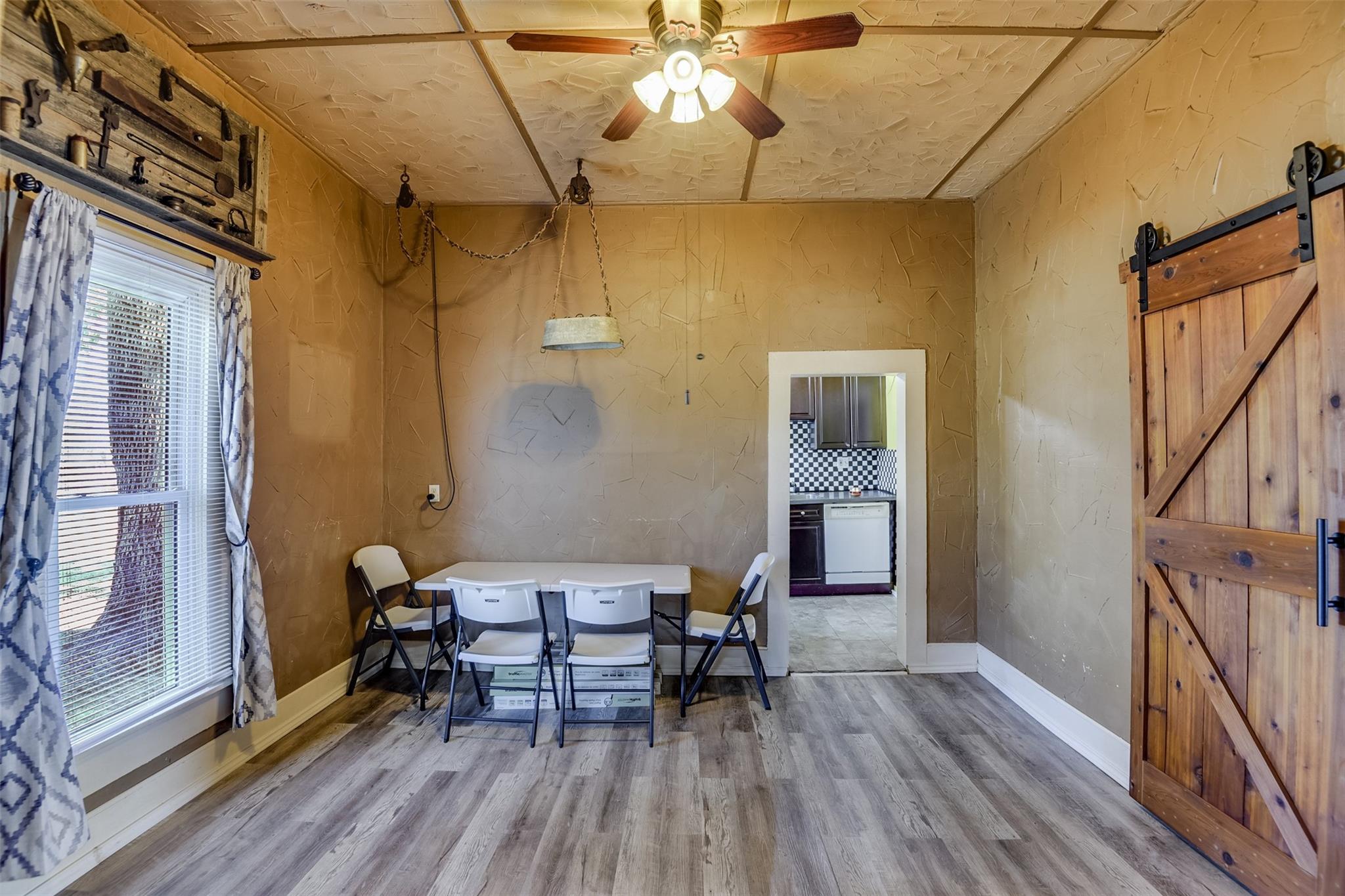 property viewer photo 10