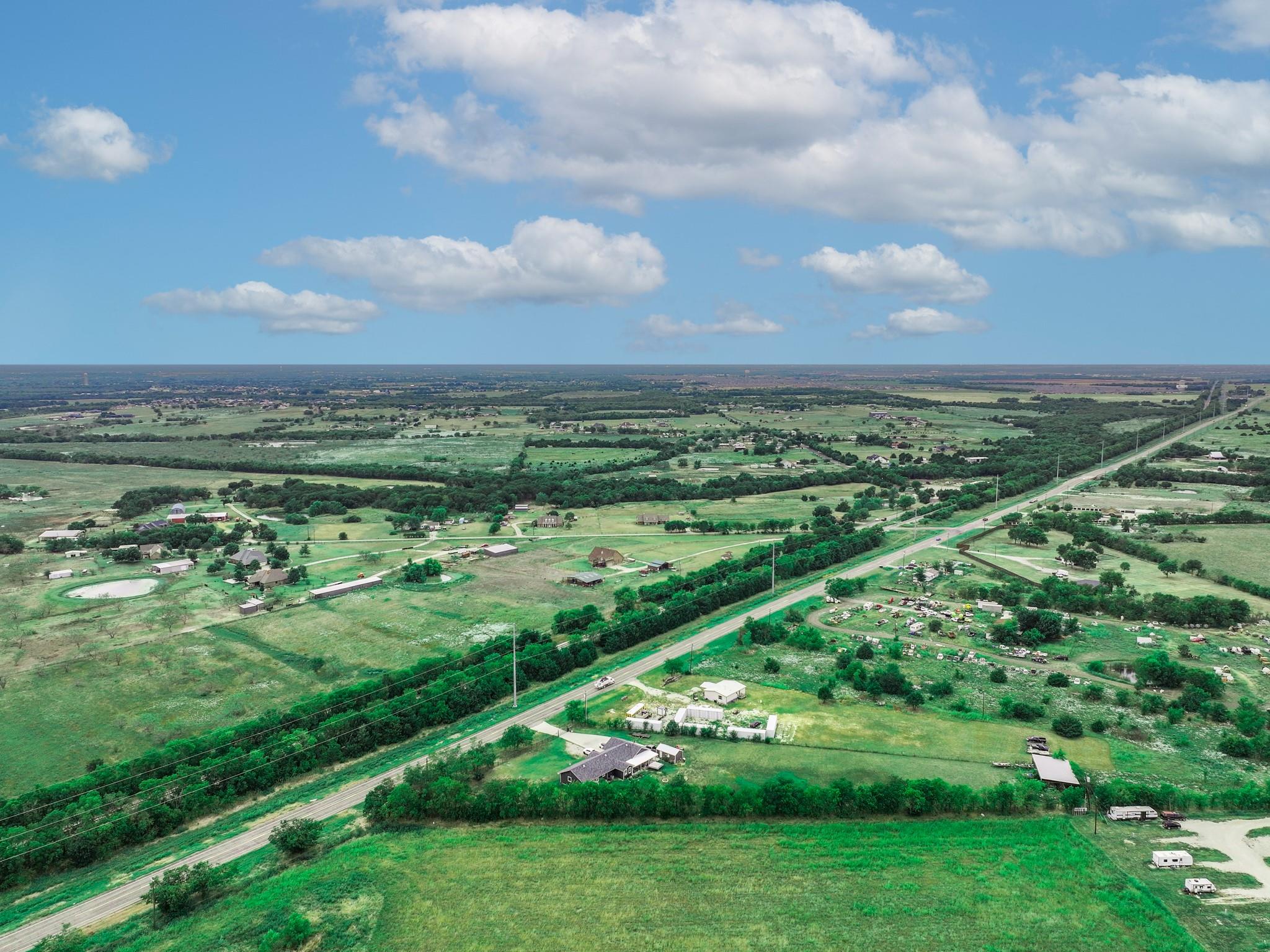 main property photo 9