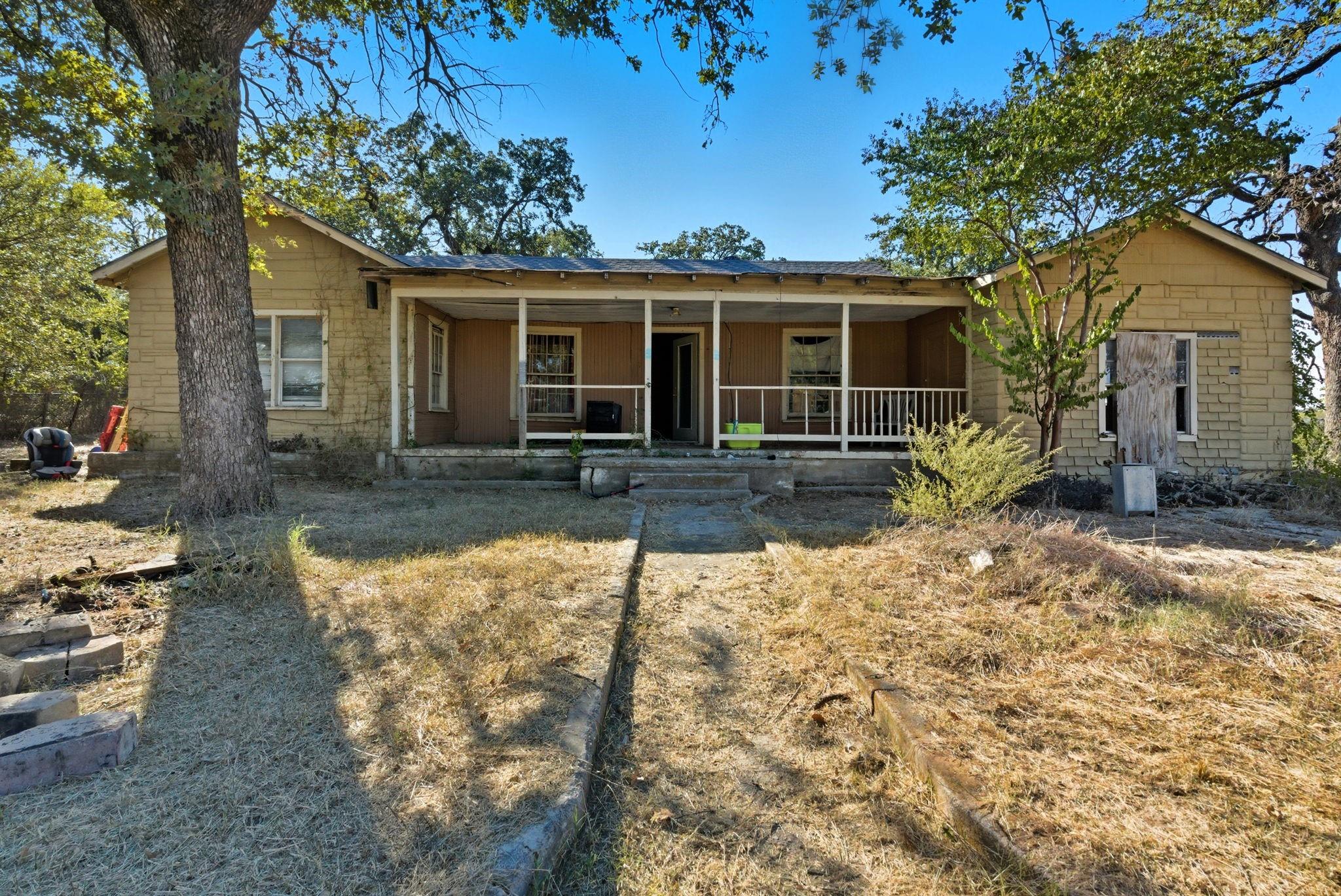 main property photo 9