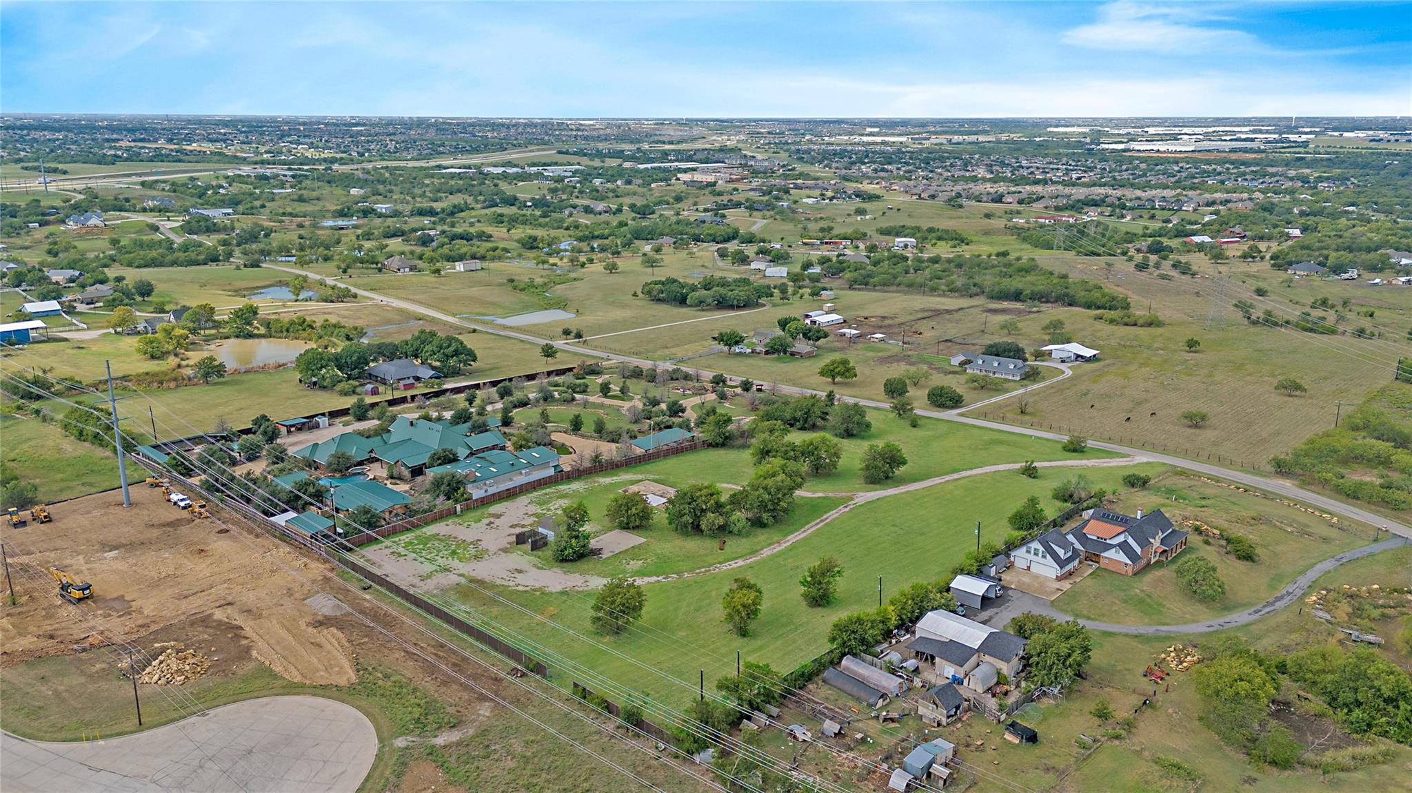 main property photo 9