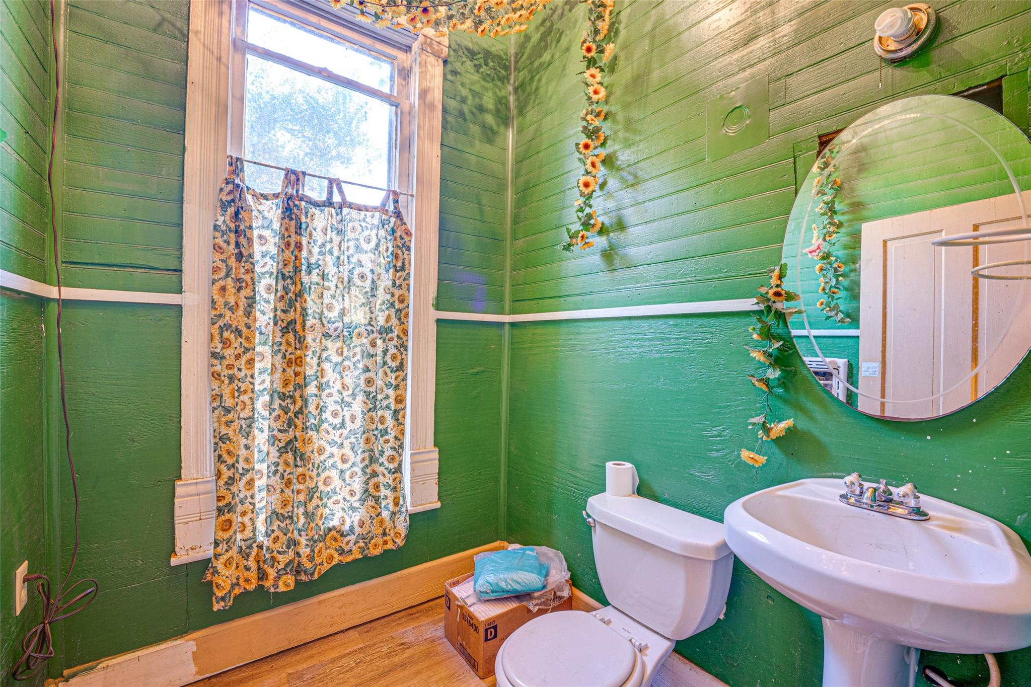 main property photo 24