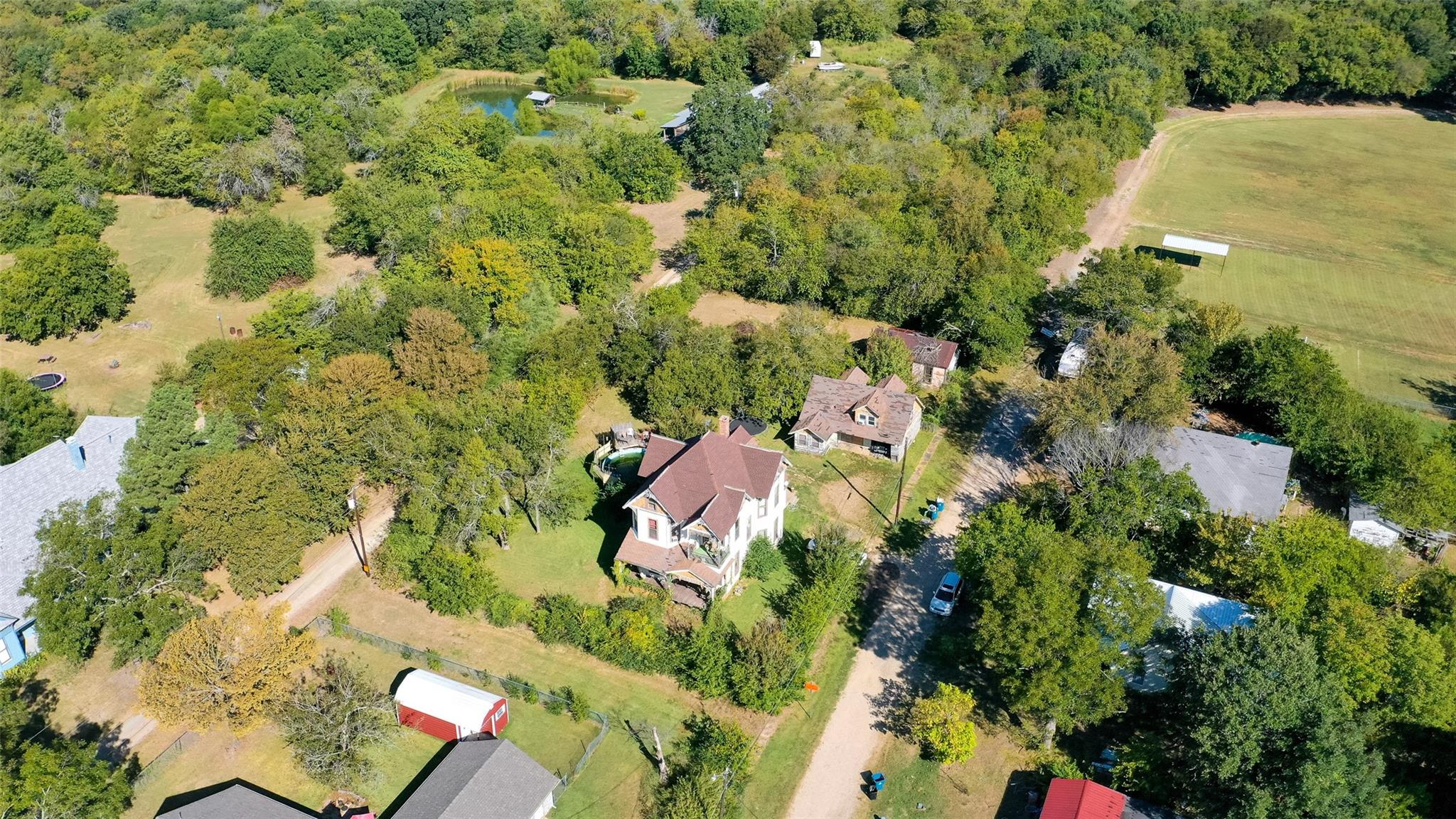main property photo 36