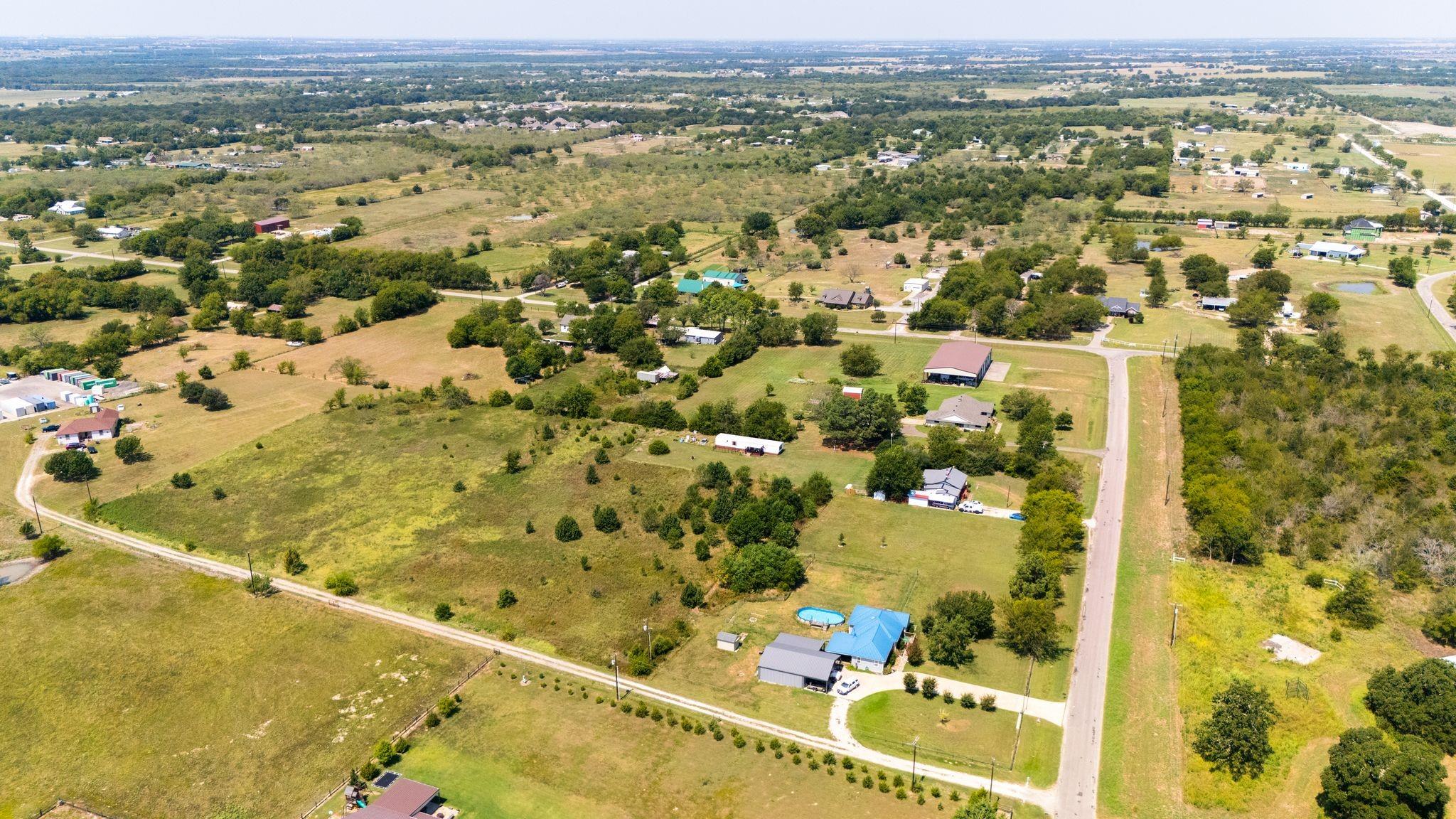 main property photo 5
