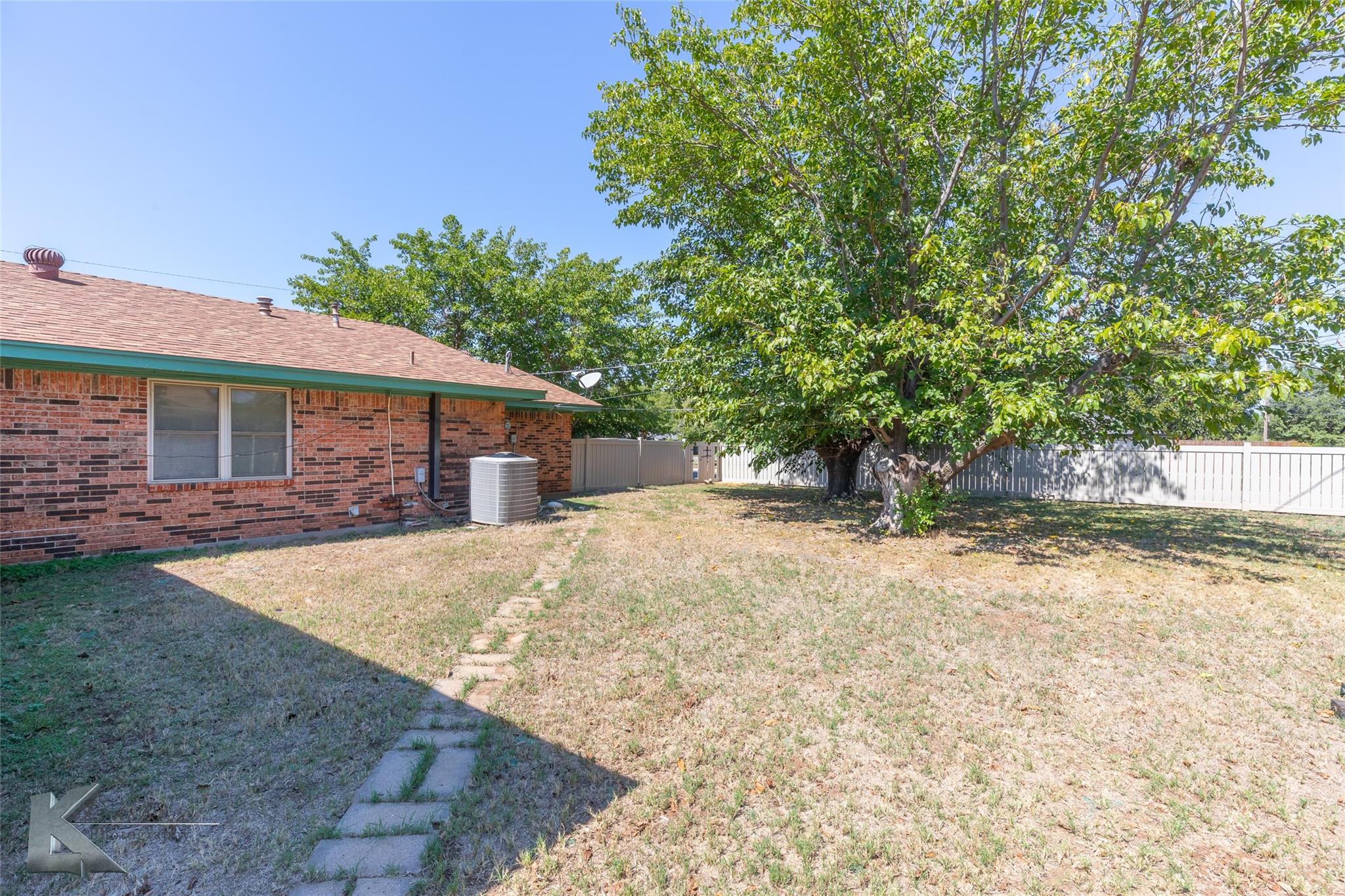 property viewer photo 21