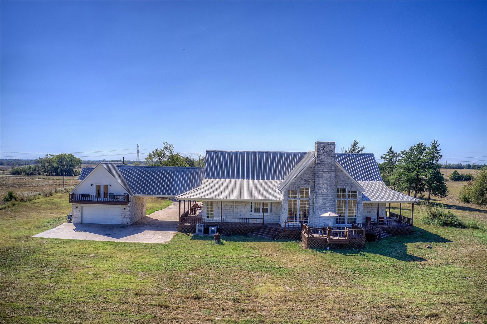 main property photo 33