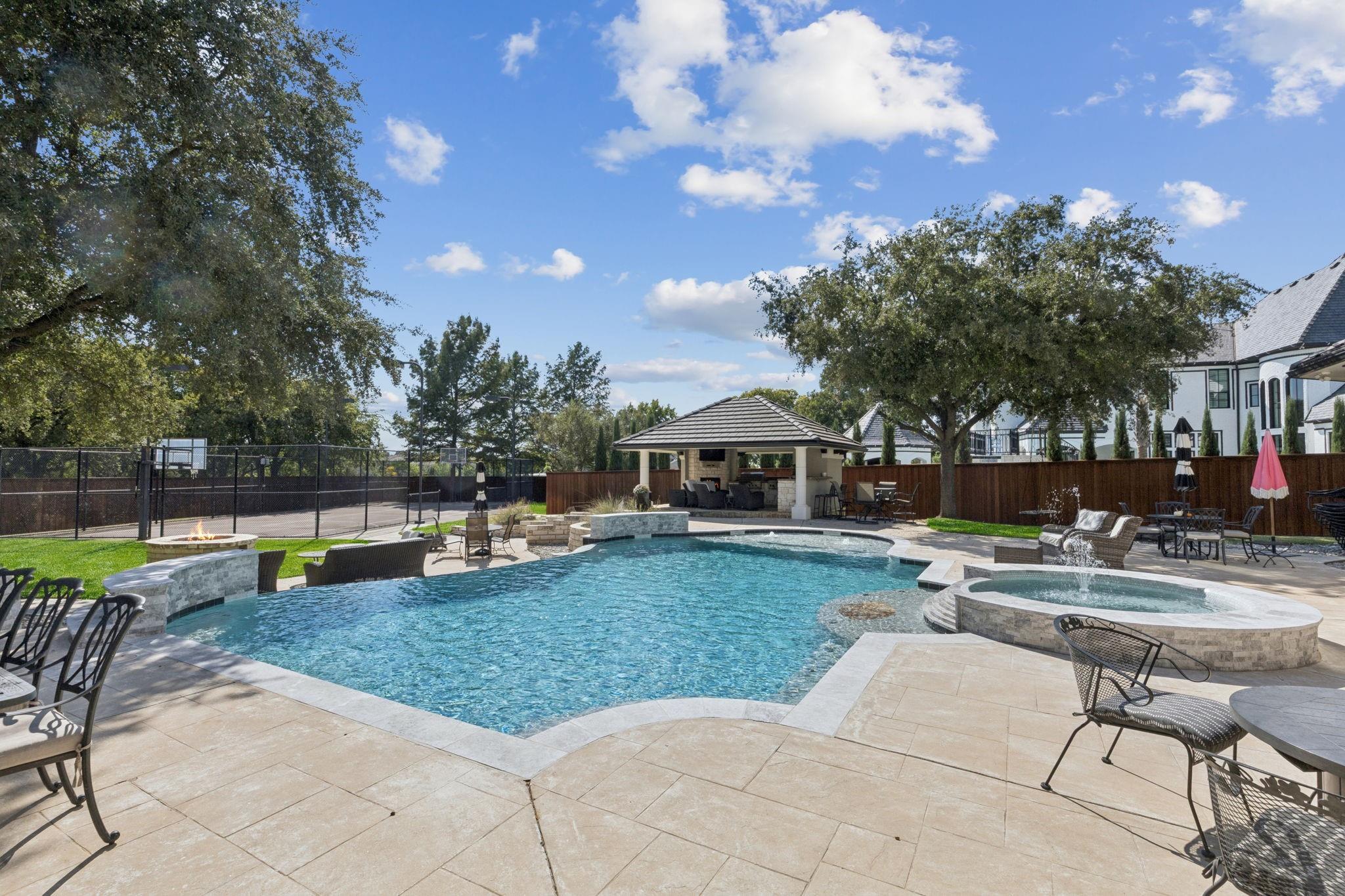 main property photo 31