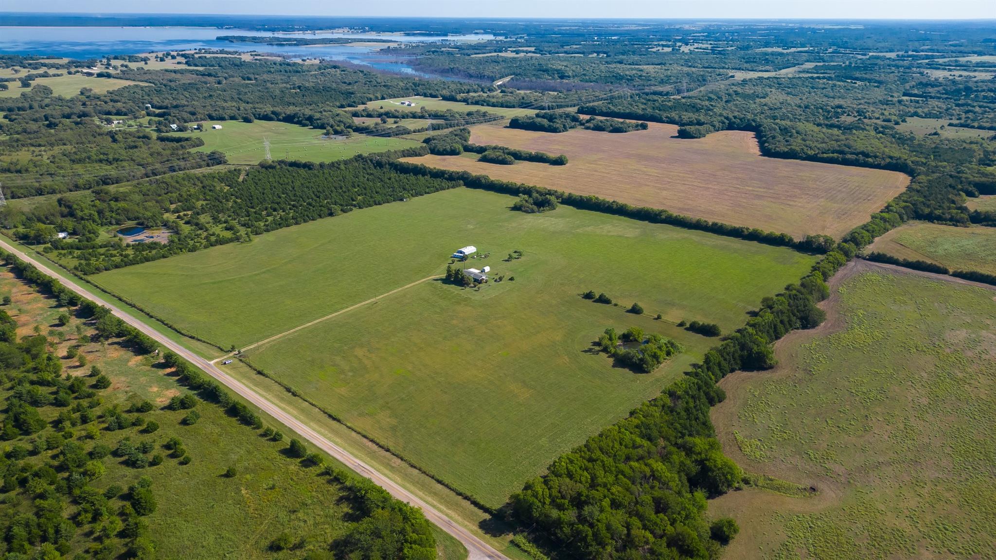 main property photo 13