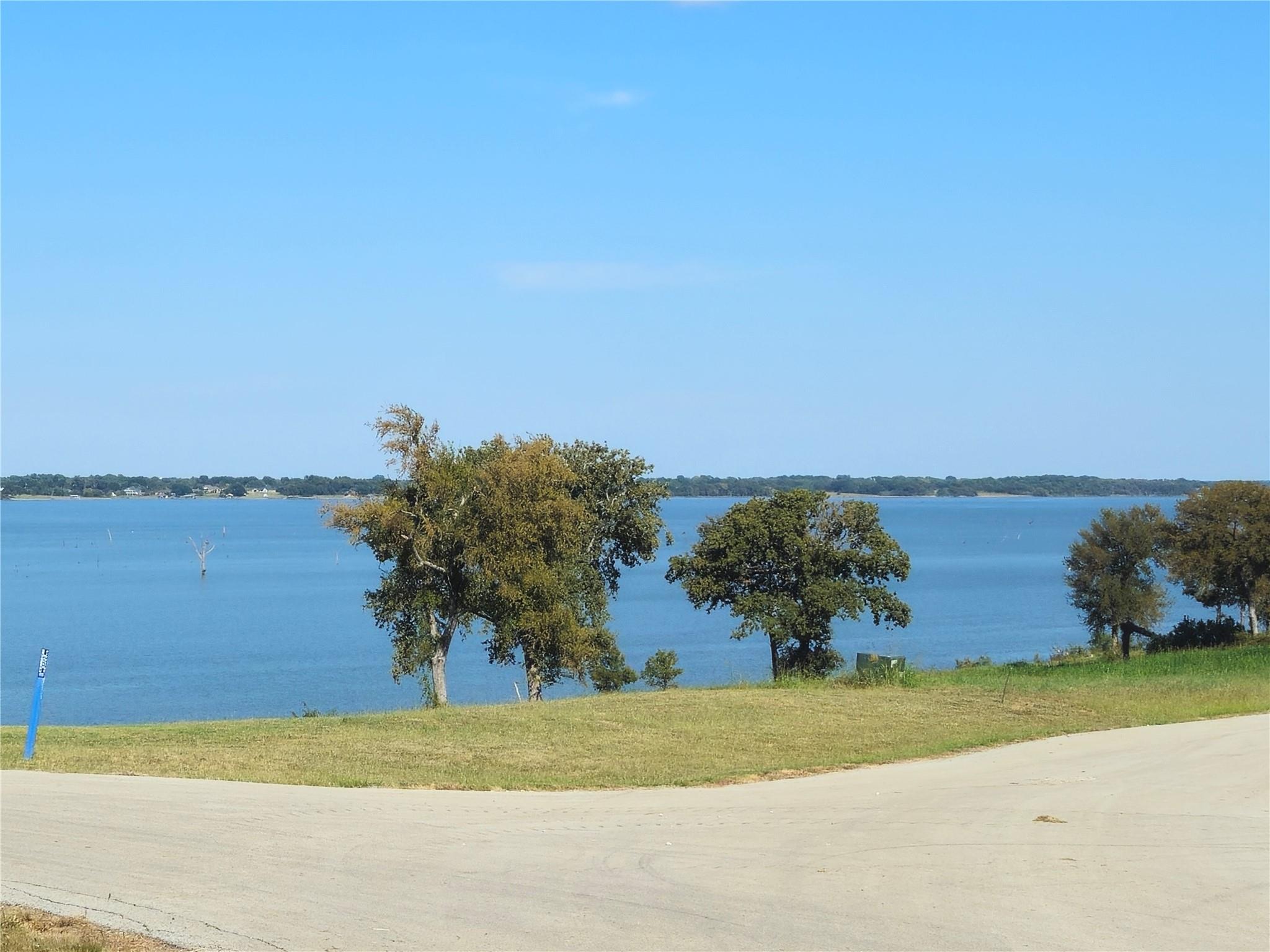 main property photo 10