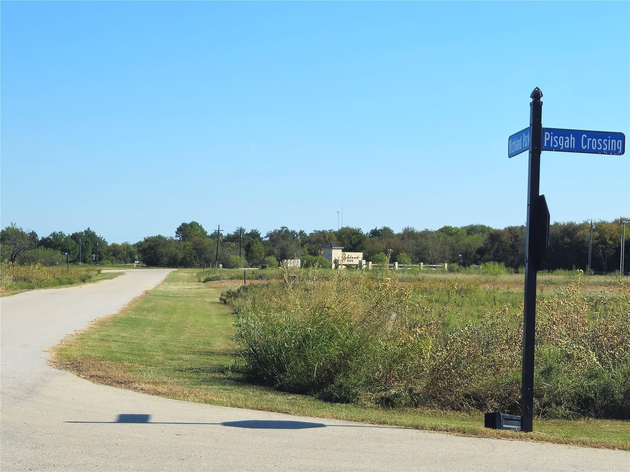 main property photo 13
