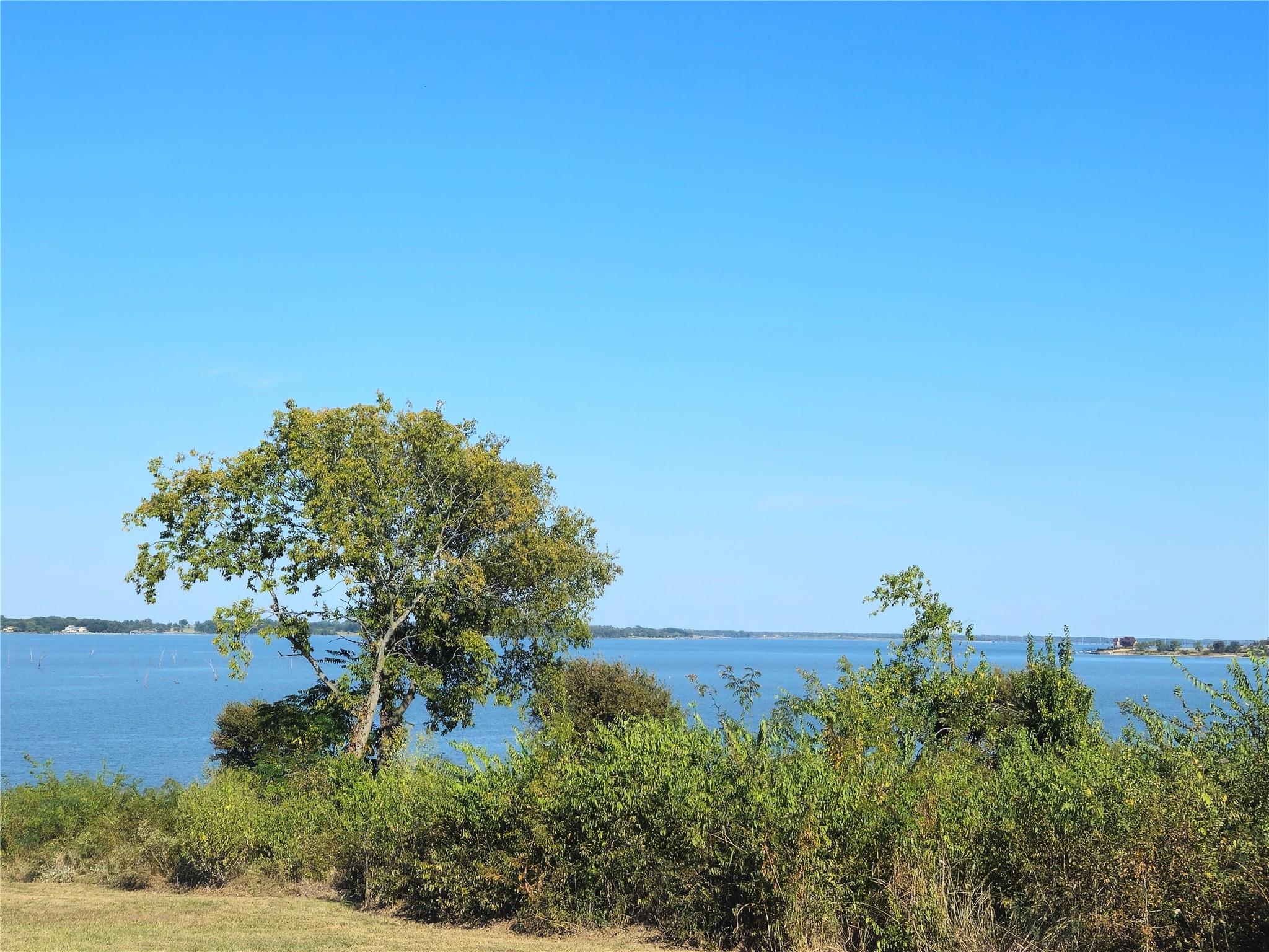 main property photo 23