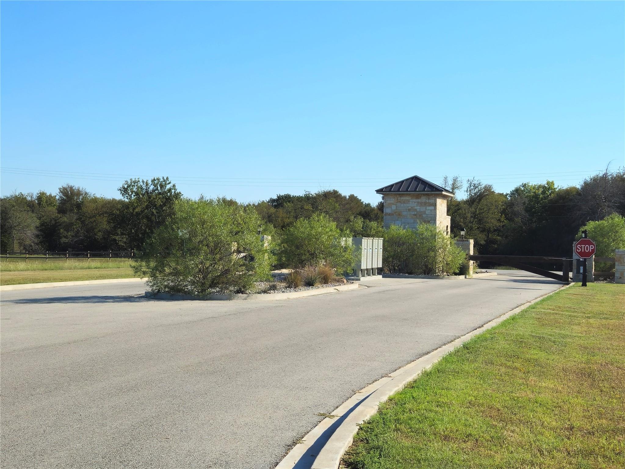 main property photo 27