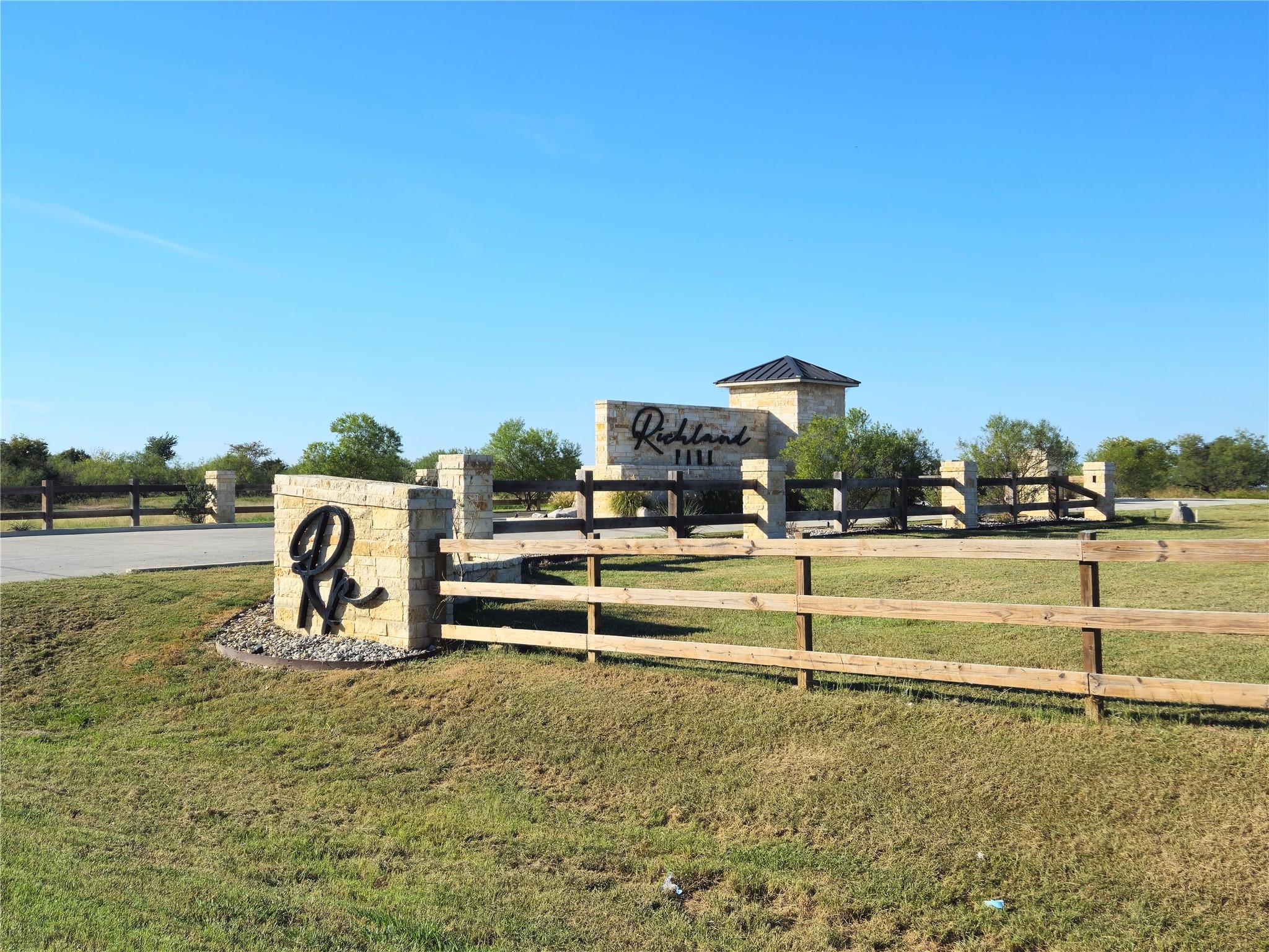 main property photo 29
