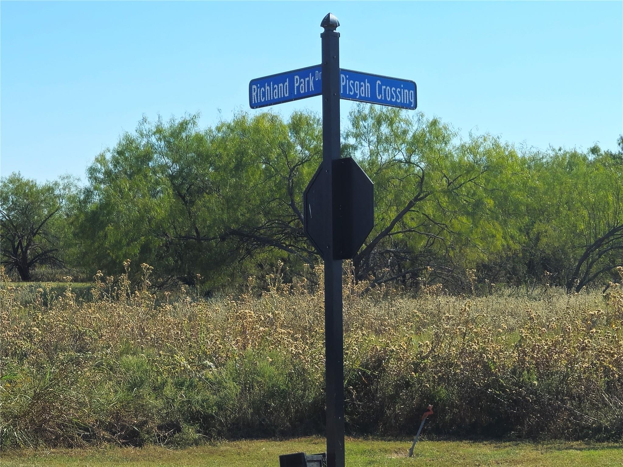 main property photo 4