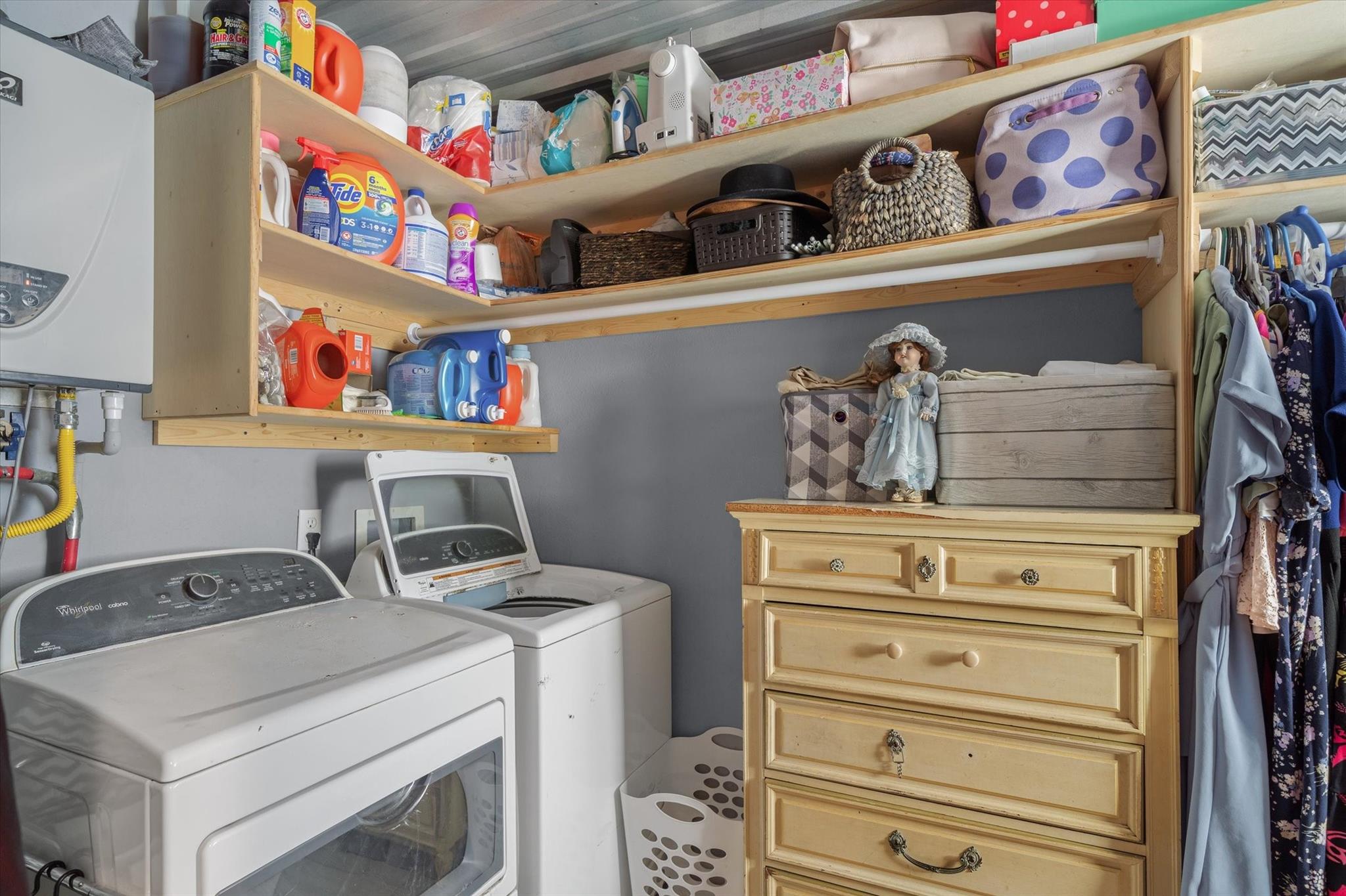 main property photo 10
