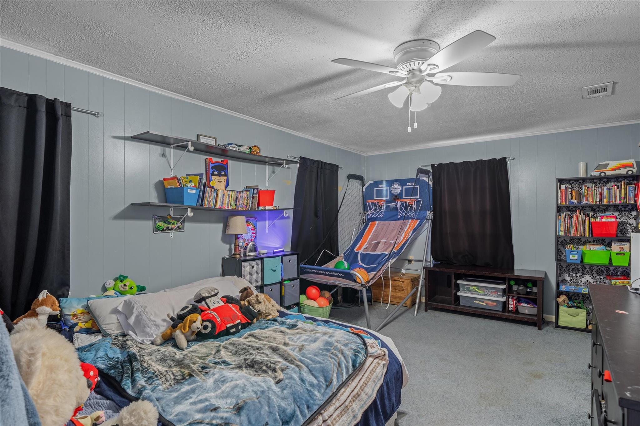 main property photo 16