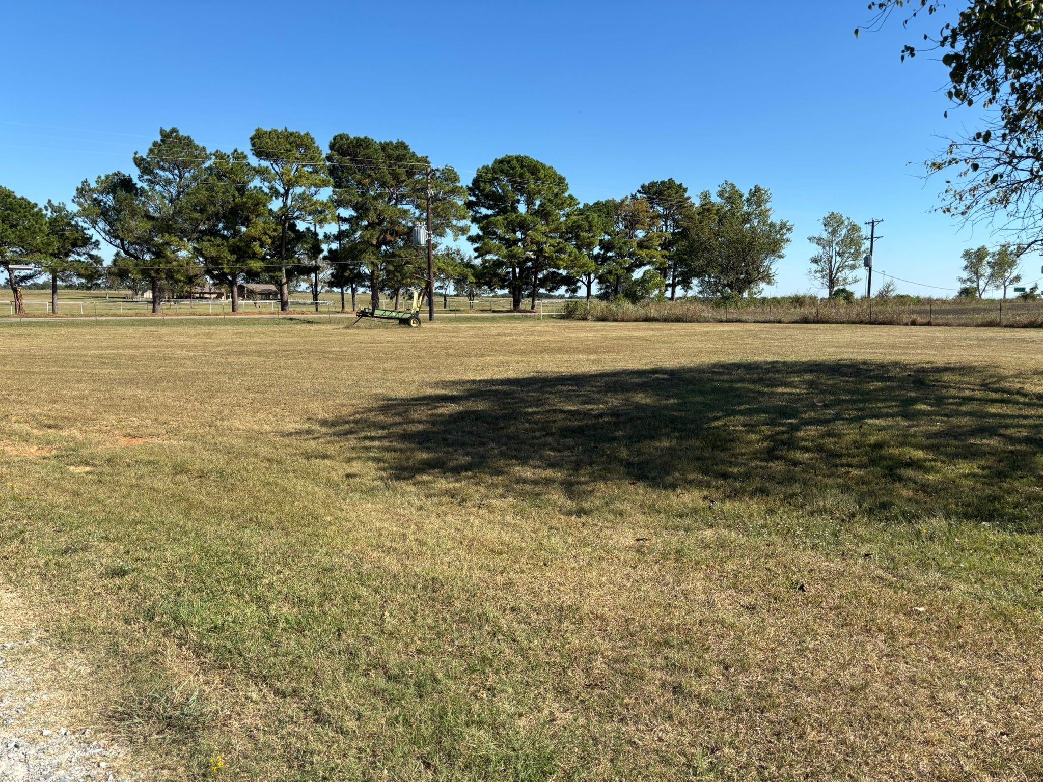 main property photo 25