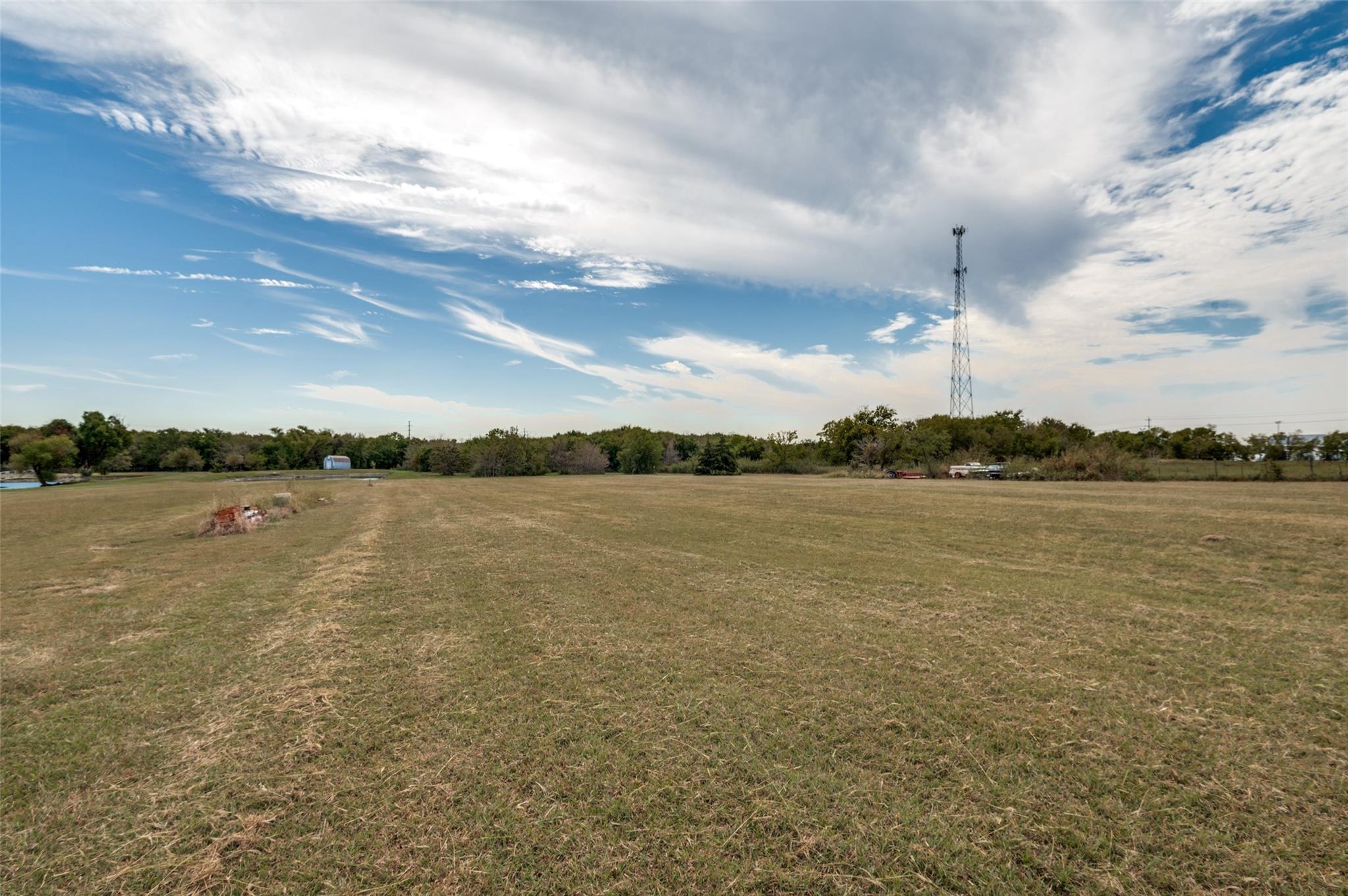 main property photo 13