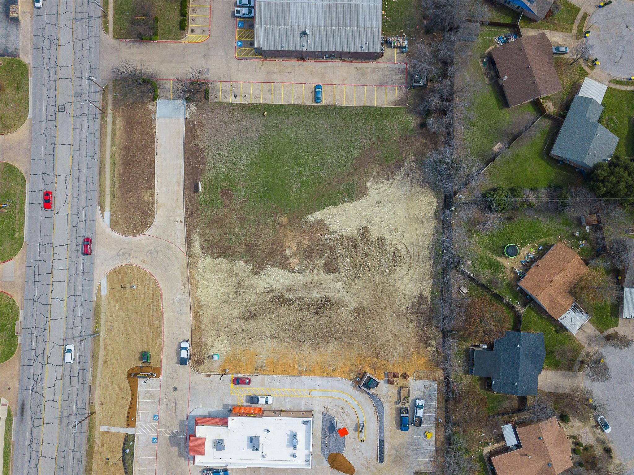 main property photo 25